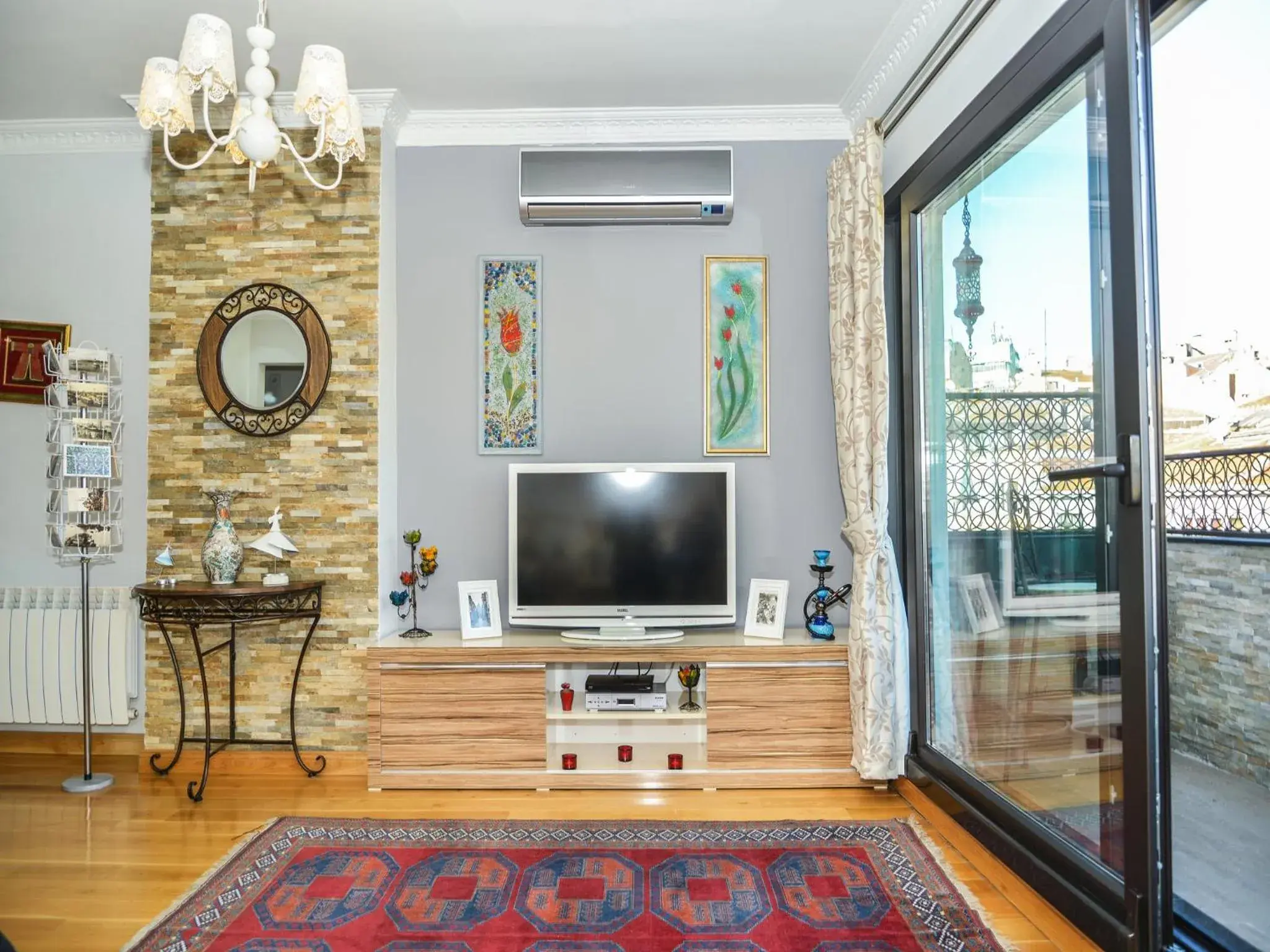 Living room, TV/Entertainment Center in MySuite Istanbul Cihangir