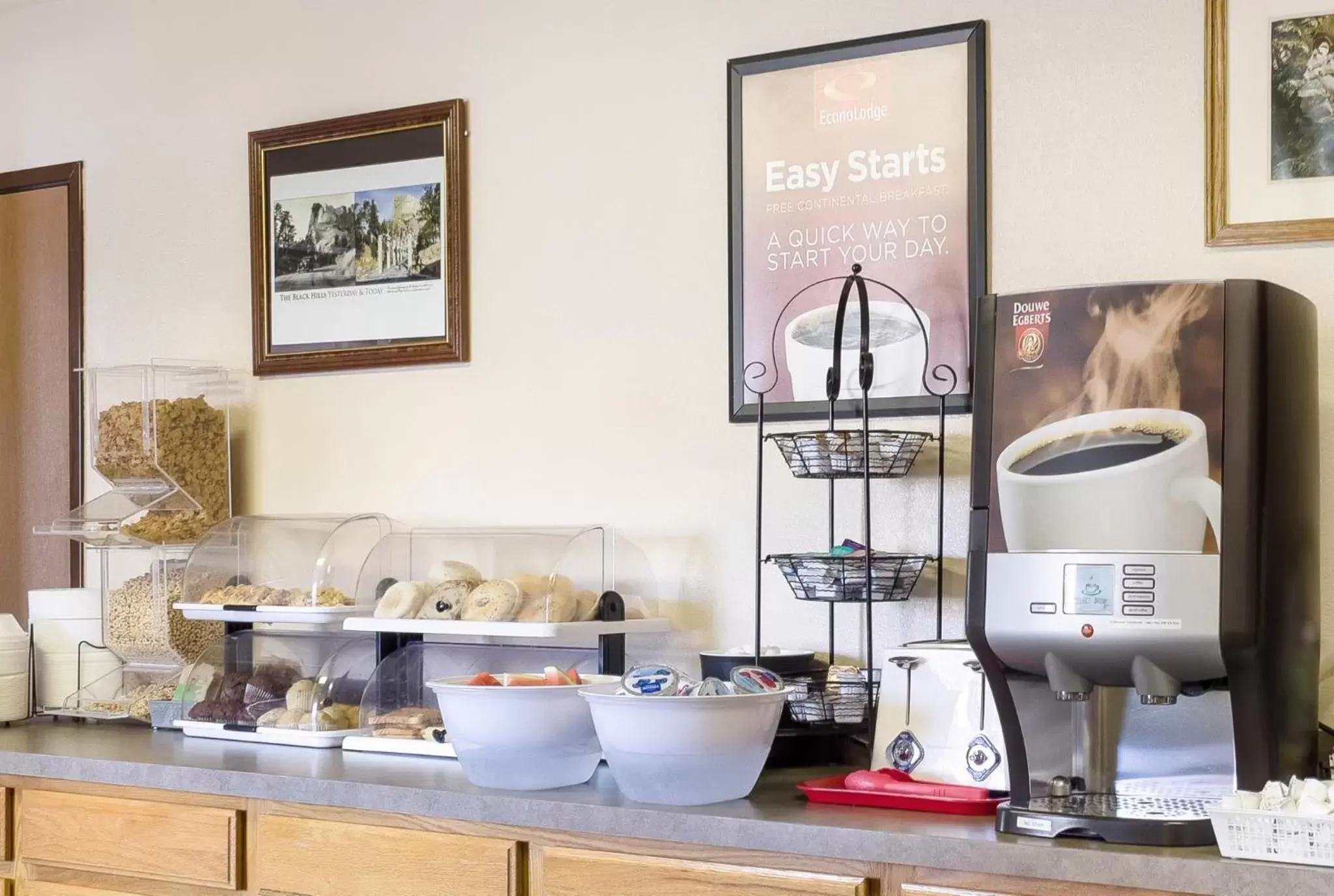 Continental breakfast in Econo Lodge, Downtown Custer Near Custer State Park and Mt Rushmore