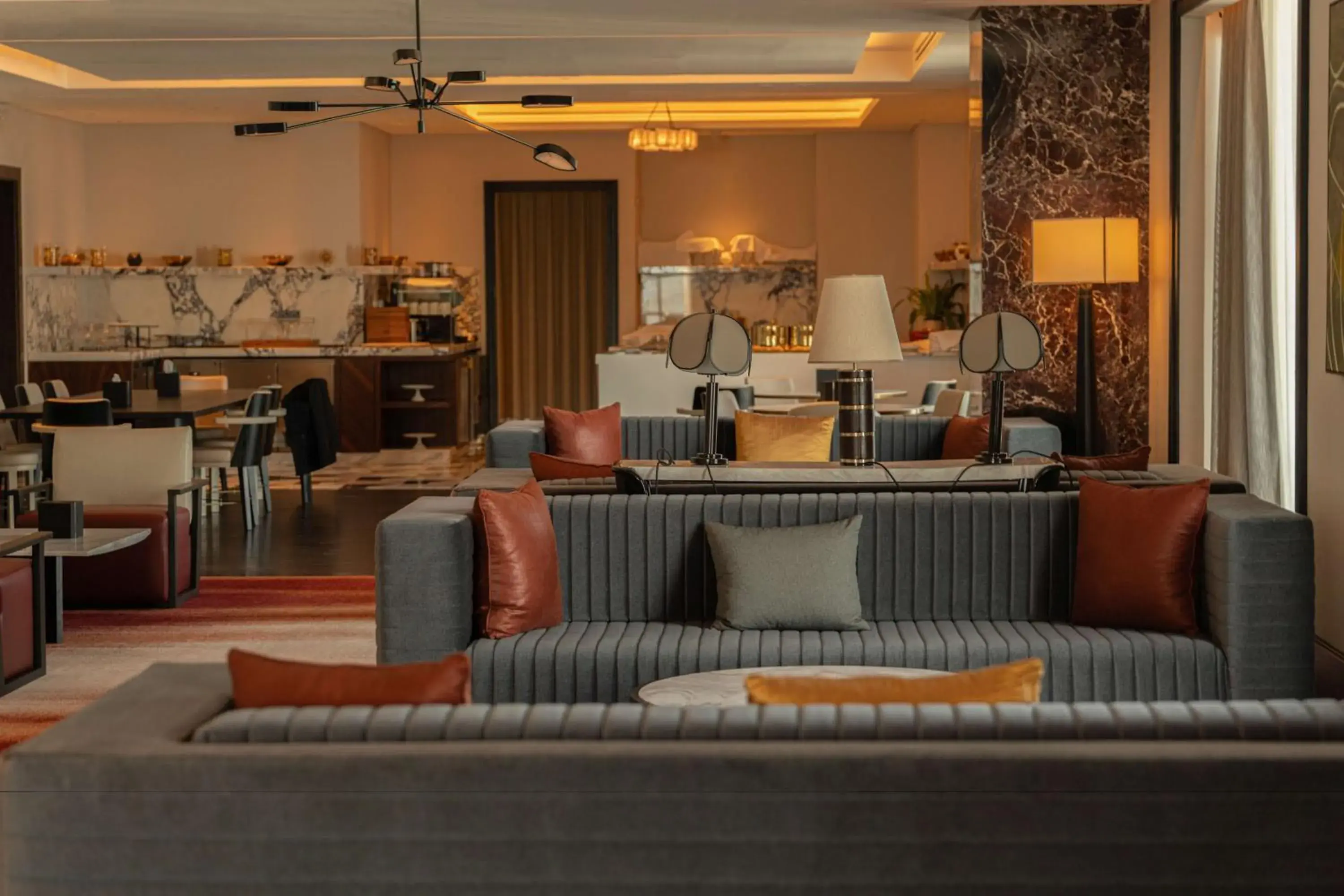 Lounge or bar, Restaurant/Places to Eat in Waldorf Astoria Doha West Bay