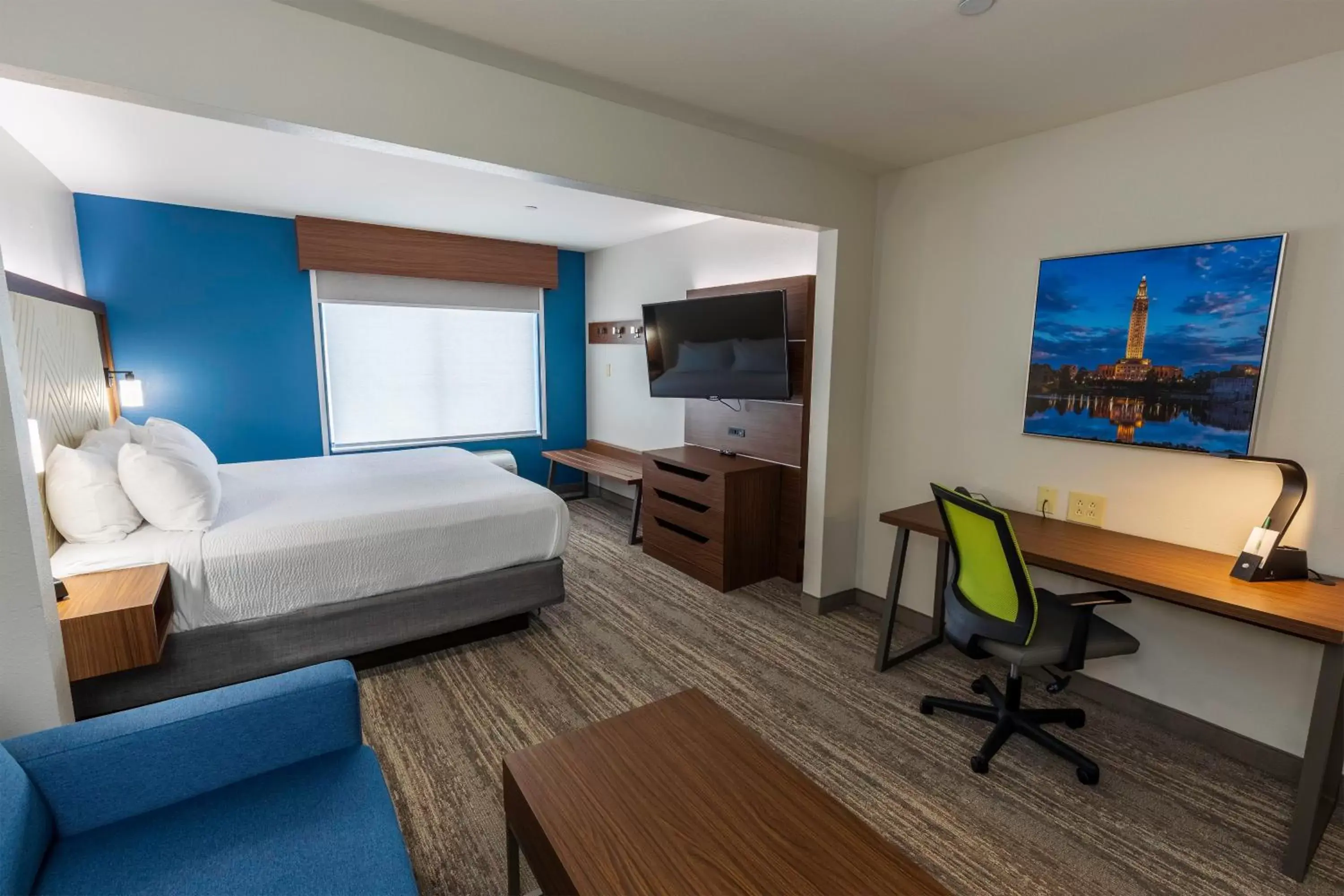 Bed in Wingate by Wyndham Lafayette Airport