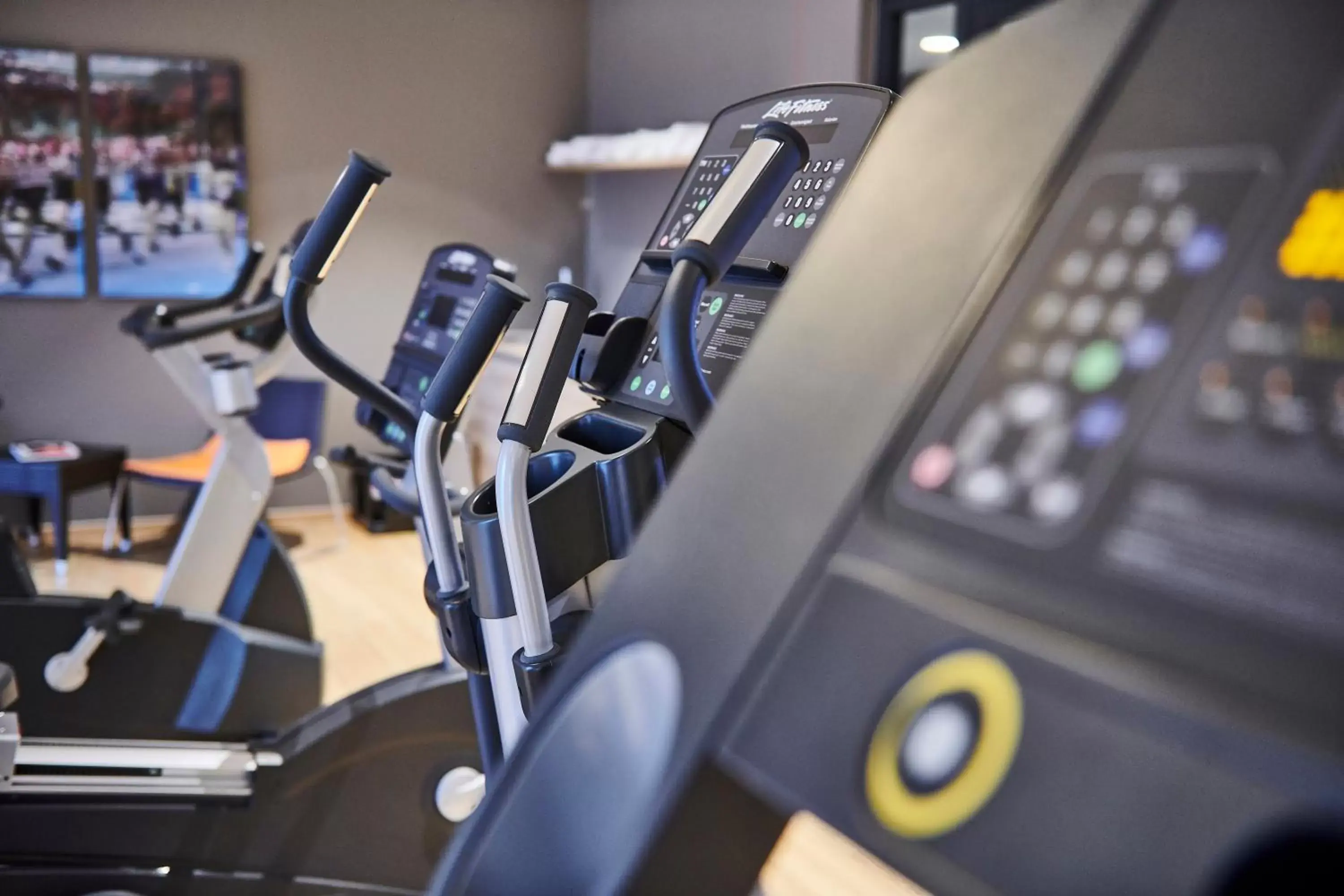 Fitness centre/facilities, Fitness Center/Facilities in Holiday Inn Düsseldorf City – Toulouser Allee, an IHG Hotel