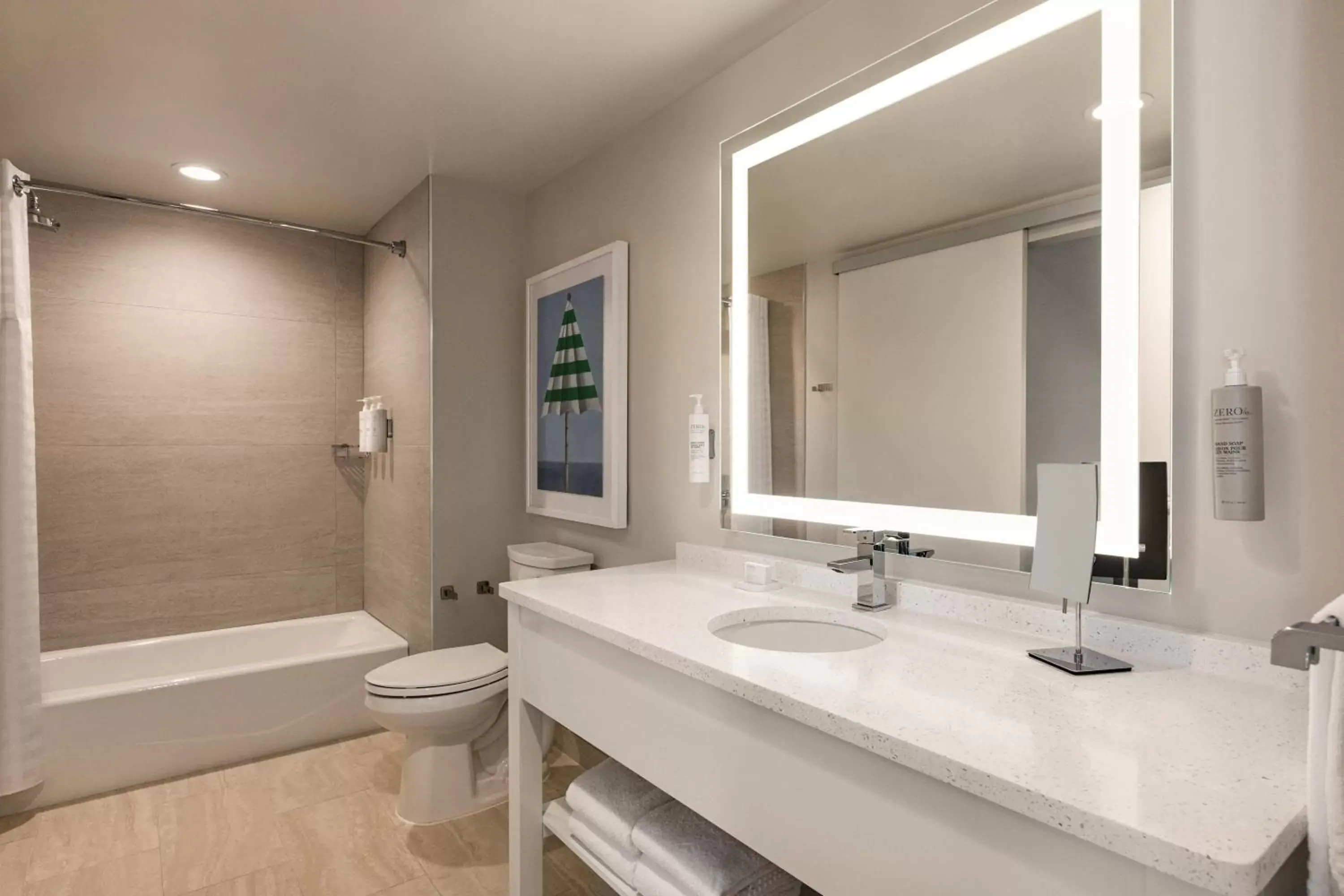 Bathroom in Embassy Suites By Hilton Panama City Beach Resort