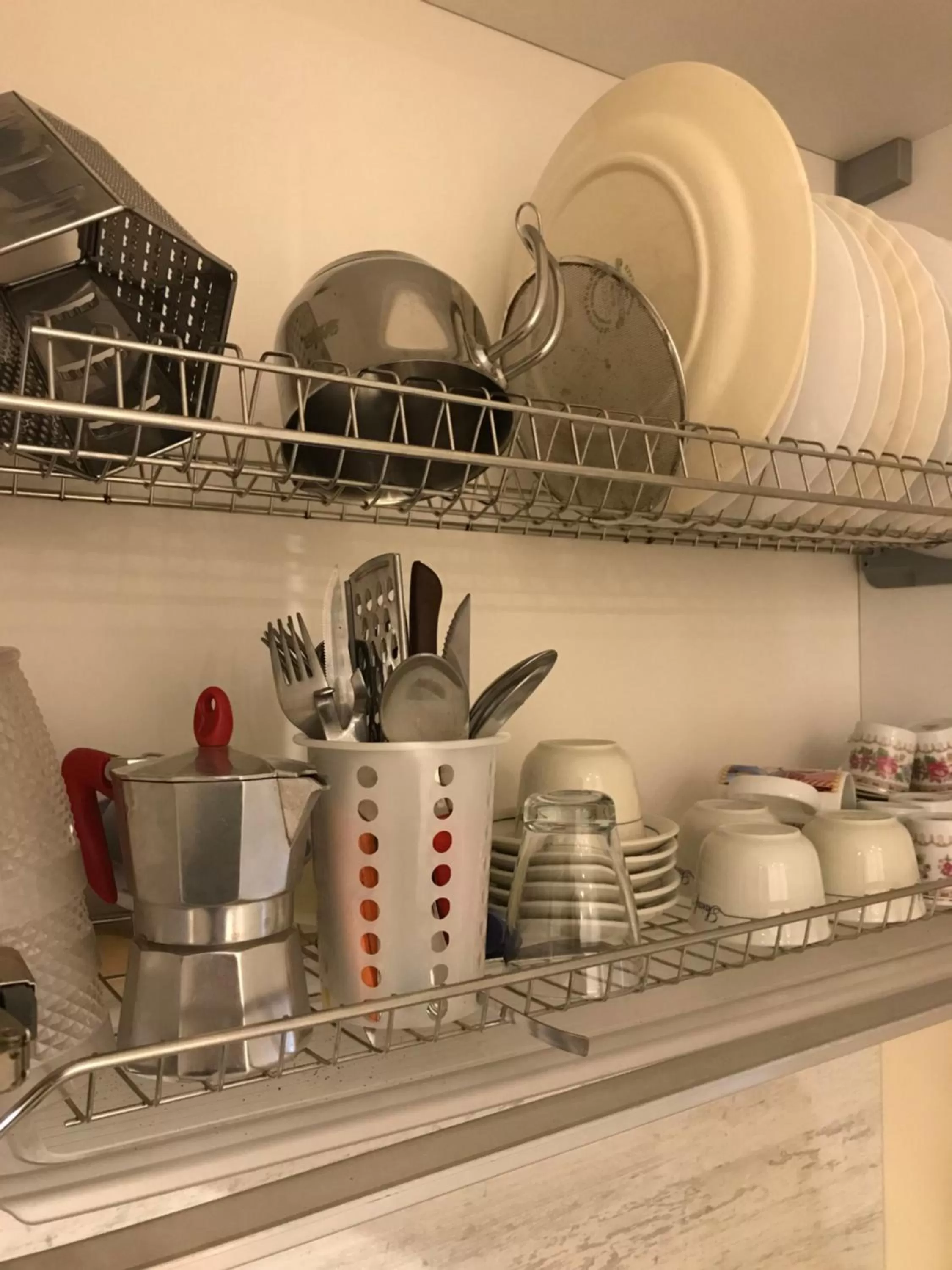 Coffee/tea facilities, Kitchen/Kitchenette in Bed and Breakfast Sun Wine