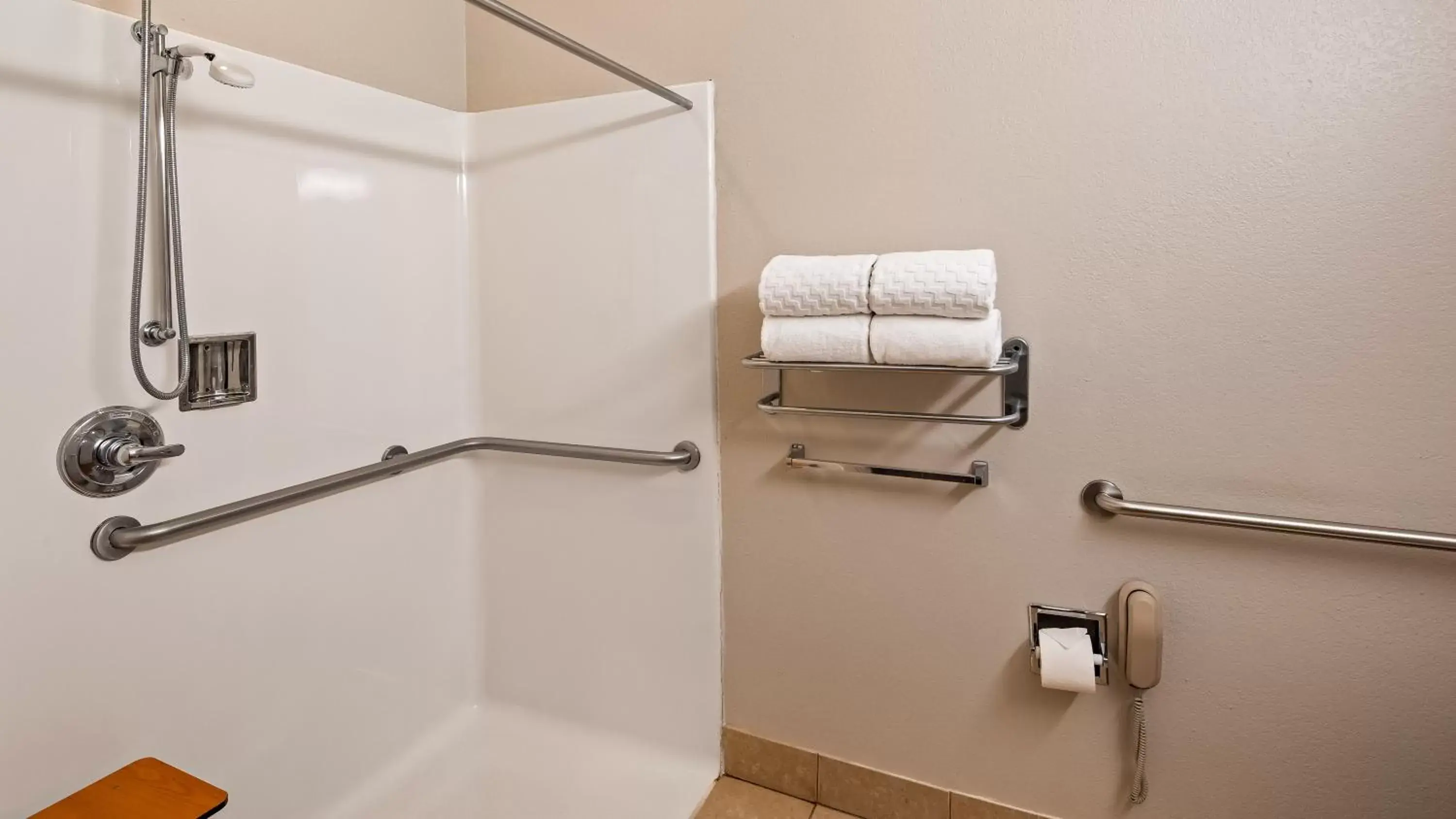 Bathroom in SureStay Plus Hotel by Best Western Morgantown