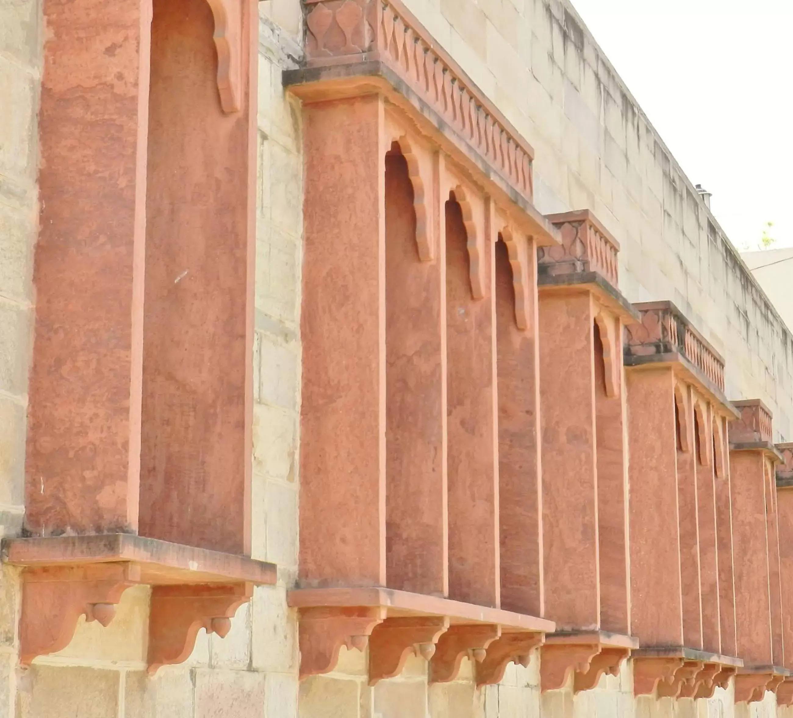 Facade/entrance in Hotel Arya Niwas