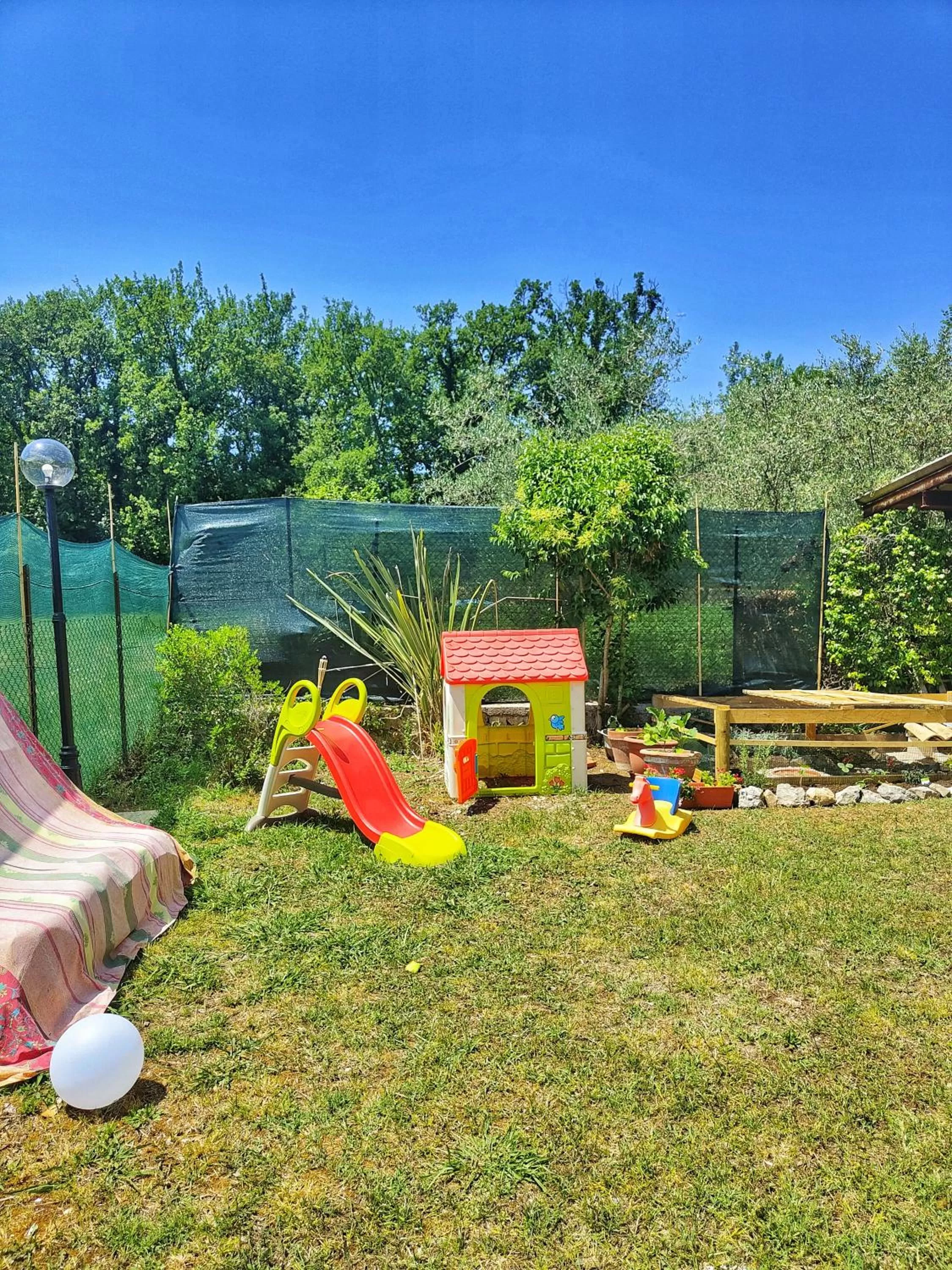 Children's Play Area in Casale dei ricordi