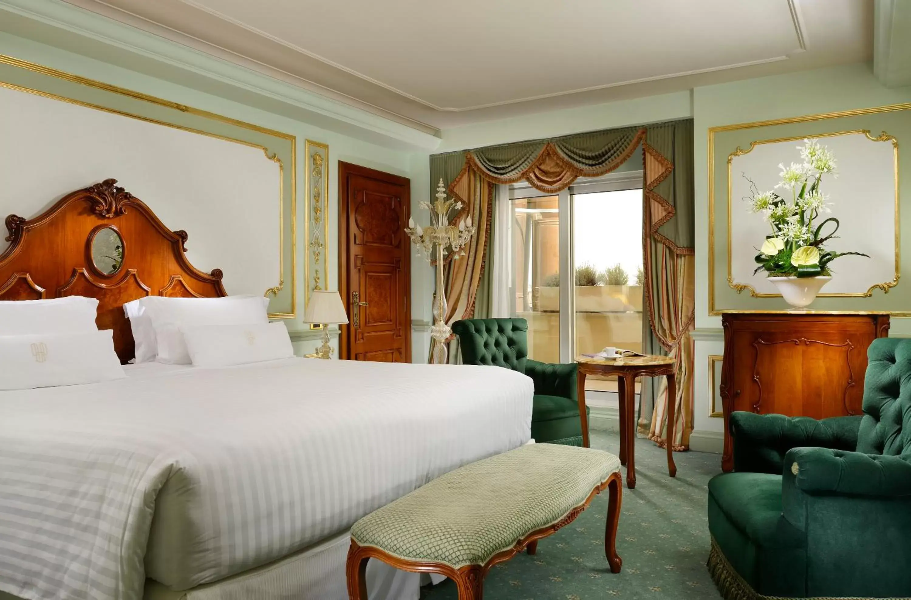 Bedroom, Room Photo in Parco dei Principi Grand Hotel & SPA