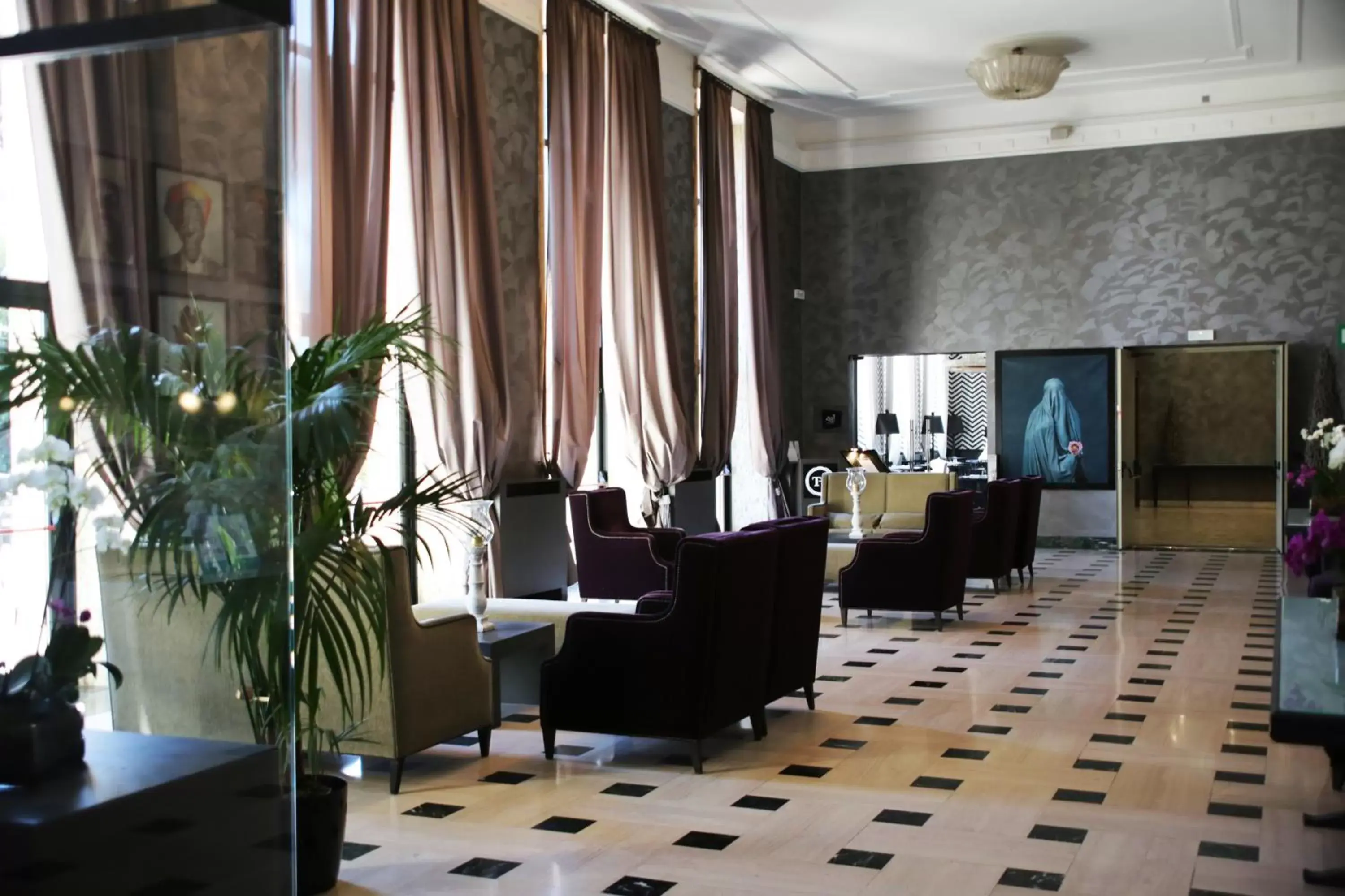 Living room, Lobby/Reception in TH Roma - Carpegna Palace