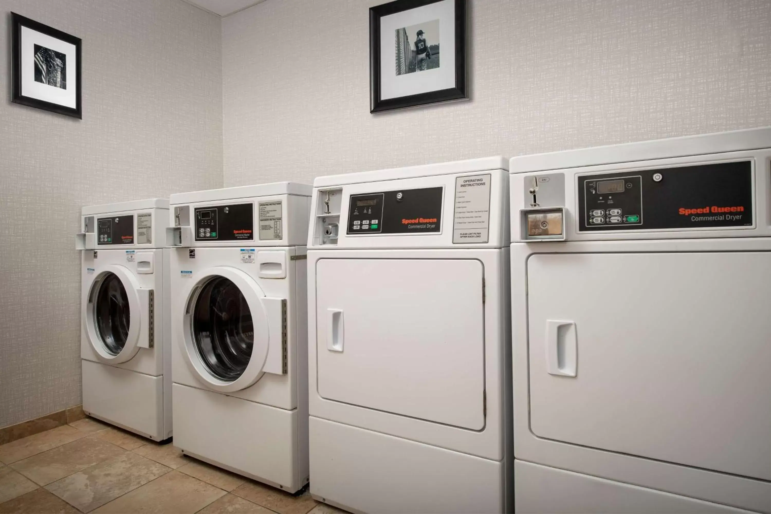 Property building in Hampton Inn & Suites Holly Springs Property building in Hampton Inn & Suites Holly Springs