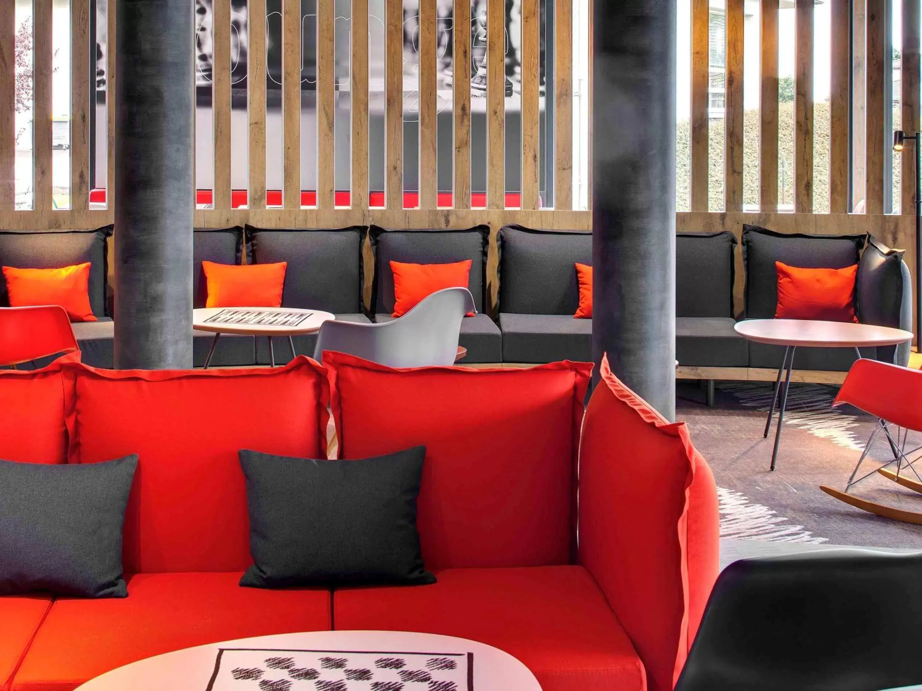 Lounge or bar in ibis Clermont Ferrand Nord Riom Lounge or bar in ibis Clermont Ferrand Nord Riom