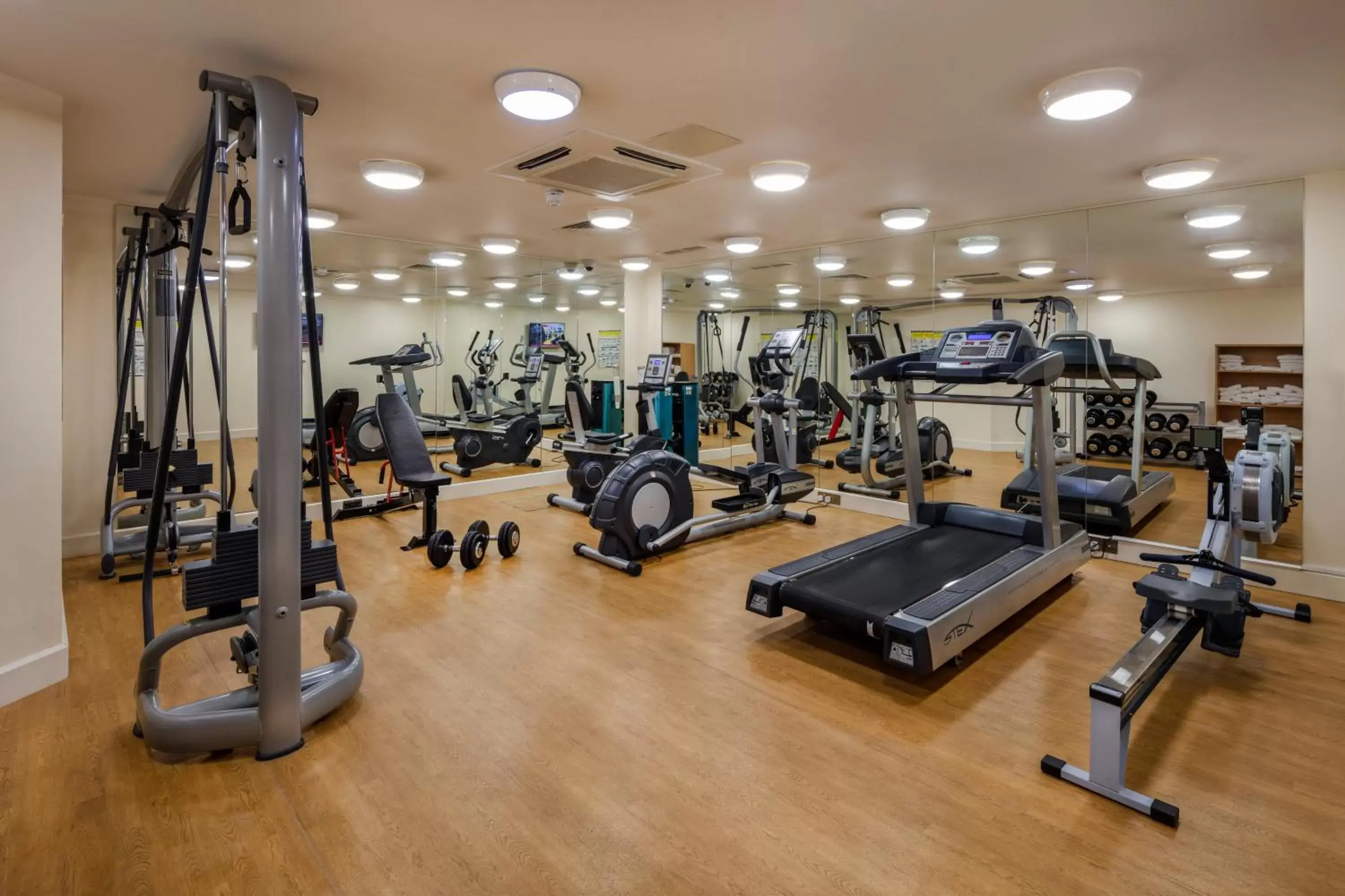 Fitness centre/facilities, Fitness Center/Facilities in Cassidys Hotel