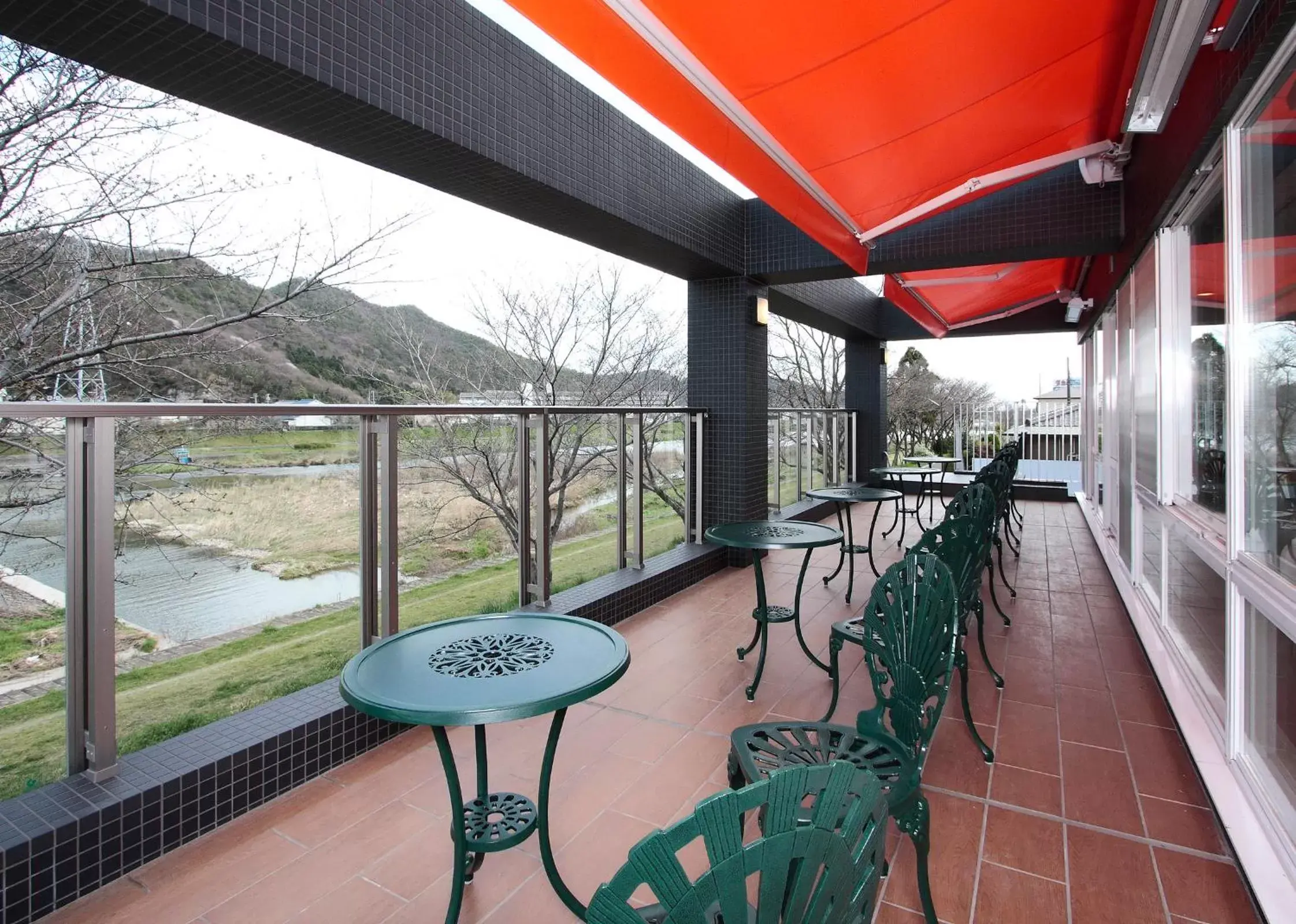 Balcony/Terrace, Patio/Outdoor Area in Chisun Inn Himeji Yumesakibashi