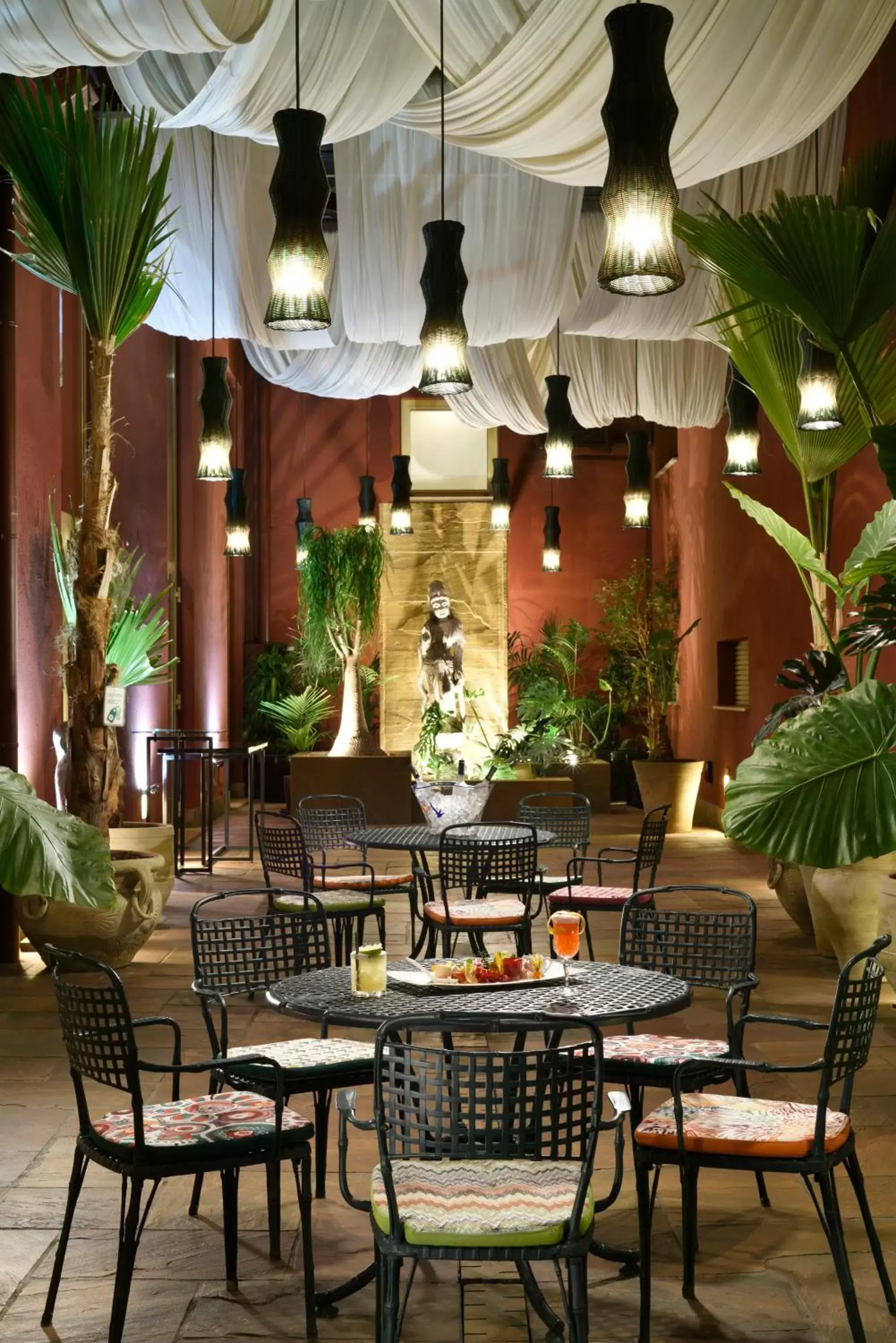 Garden, Restaurant/Places to Eat in Enterprise Hotel Design & Boutique