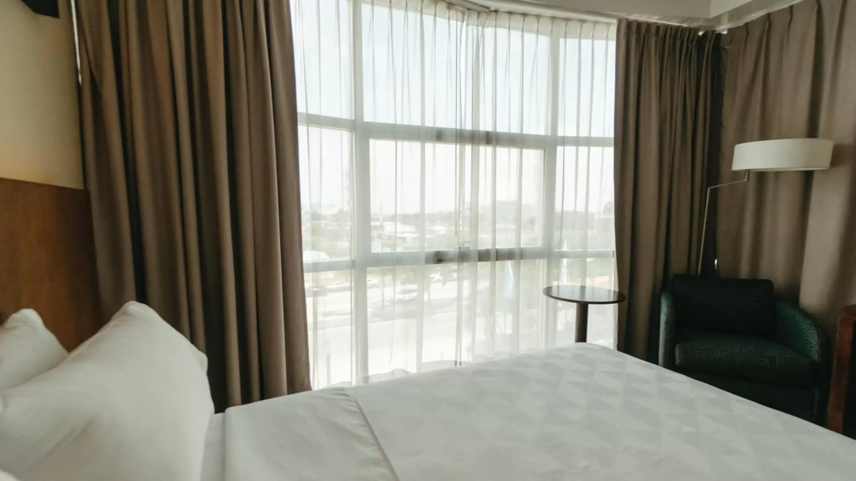 Standard Double Room with Two Double Beds and City View in Holiday Inn Guayaquil Airport by IHG Standard Double Room with Two Double Beds and City View in Holiday Inn Guayaquil Airport by IHG