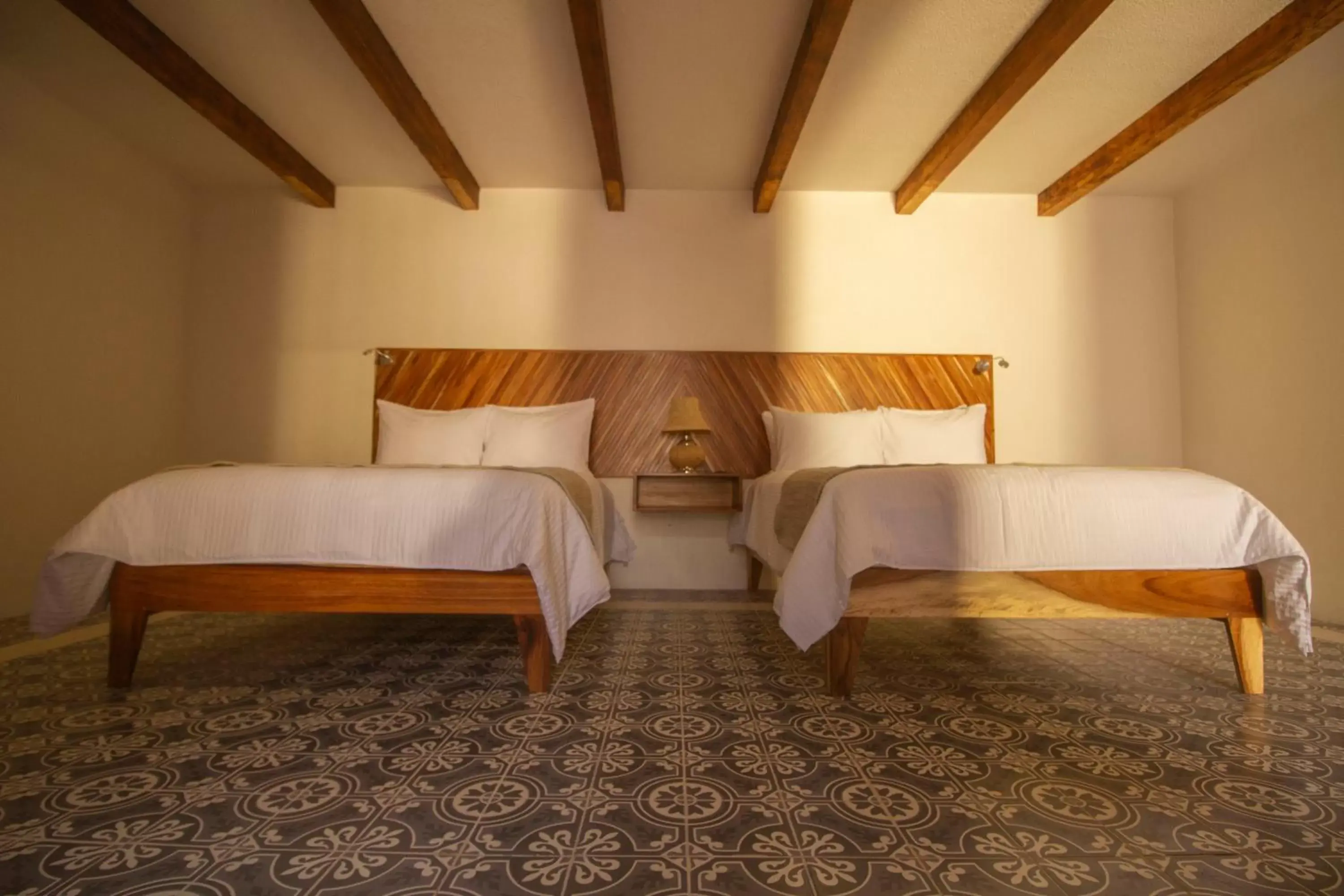 Photo of the whole room, Bed in NaNa Vida Hotel Morelia
