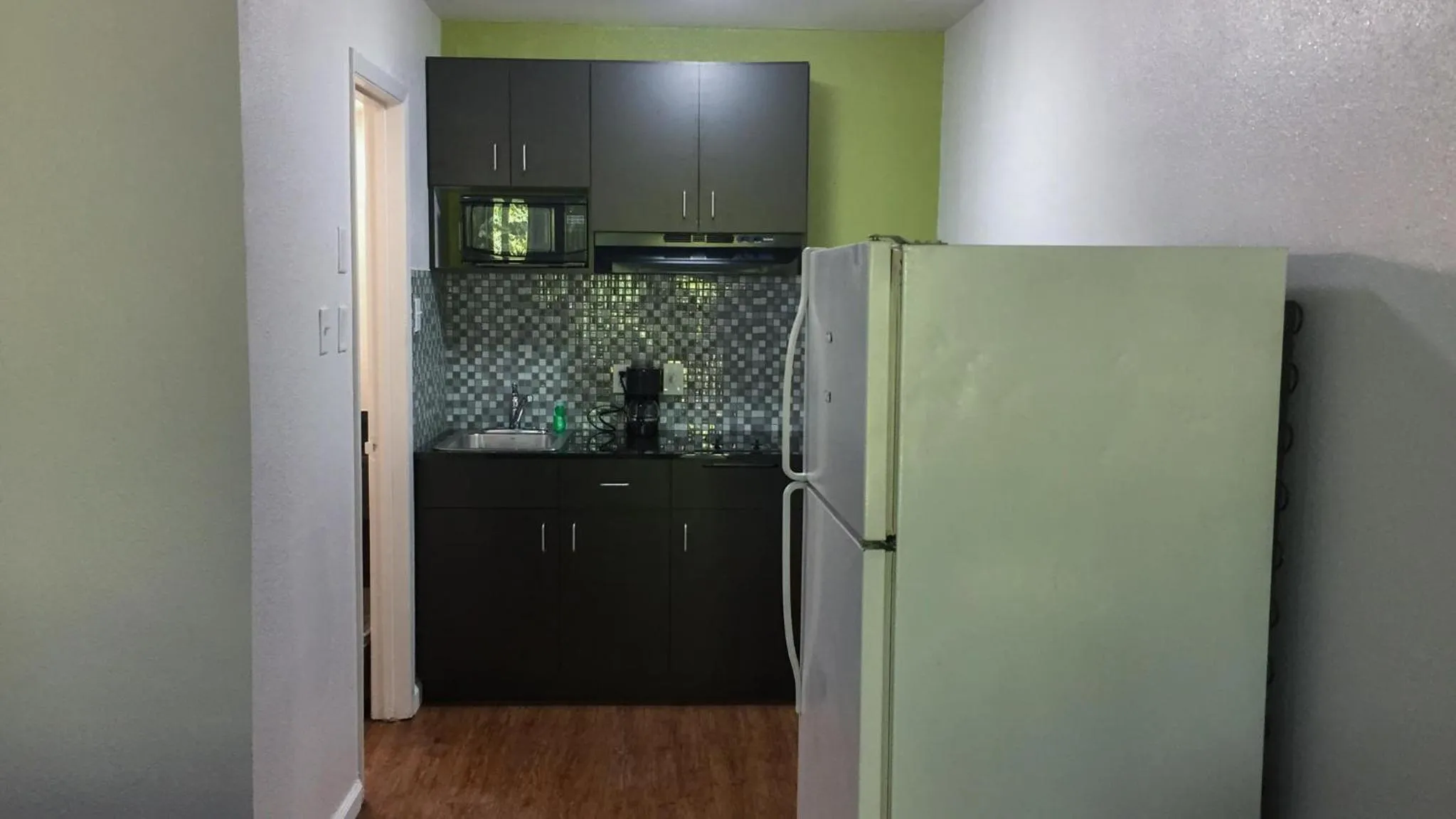 Kitchen/Kitchenette in Studio 6-Longview, TX