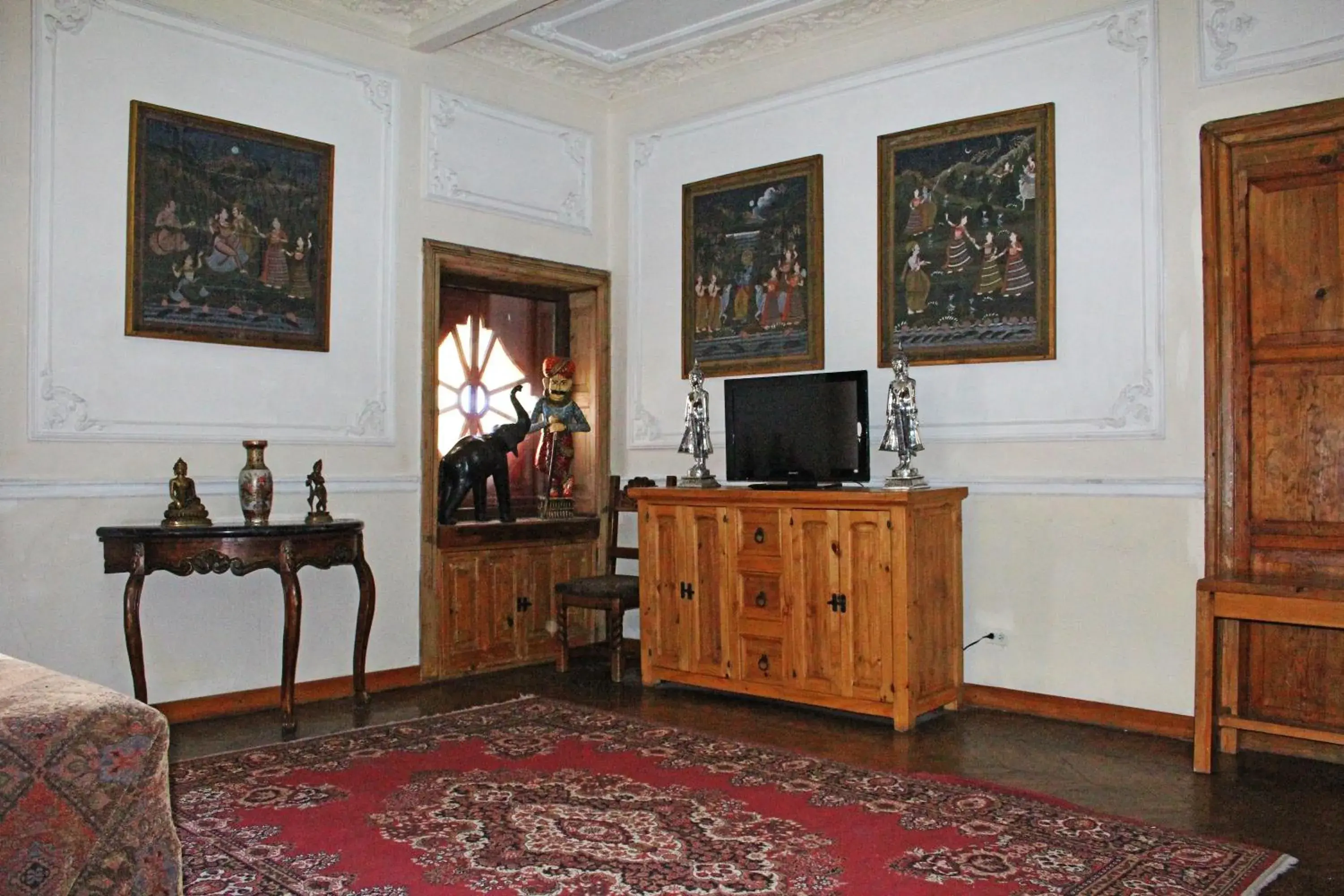 Decorative detail, TV/Entertainment Center in Hotel Boutique Casa de la Palma