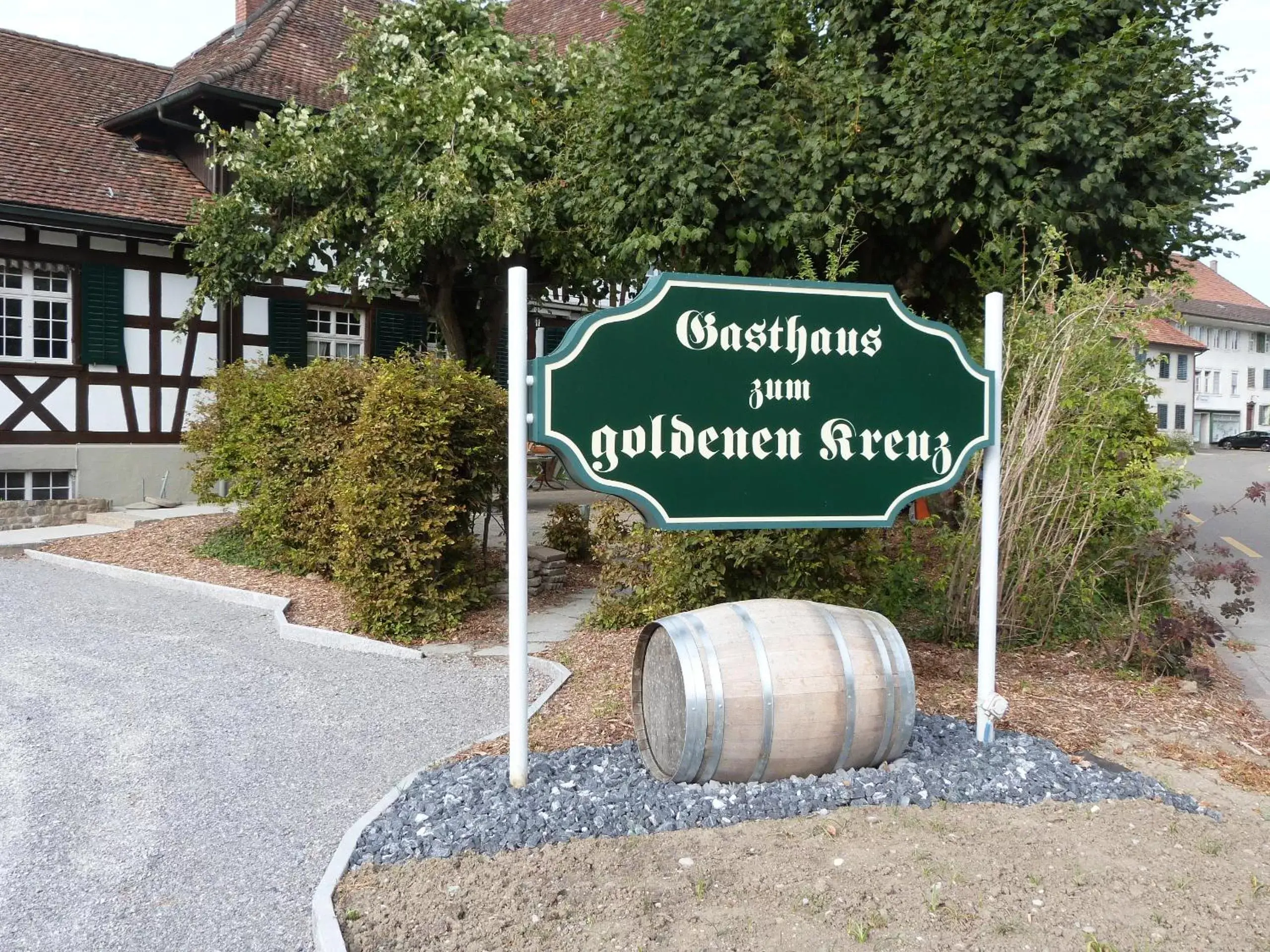 Parking in Gasthaus zum Goldenen Kreuz