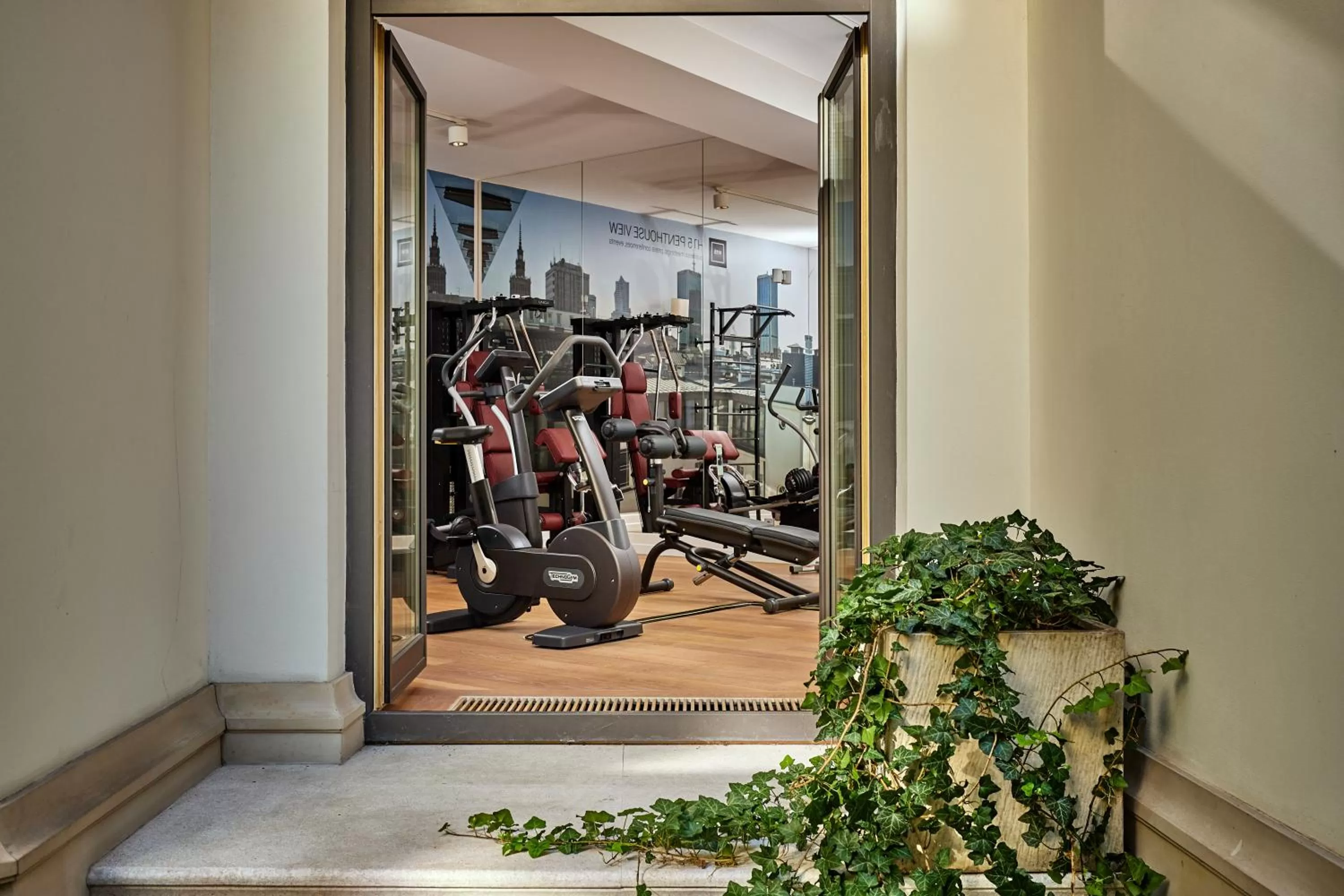 Fitness centre/facilities in H15 Boutique Hotel, Warsaw, a Member of Design Hotels
