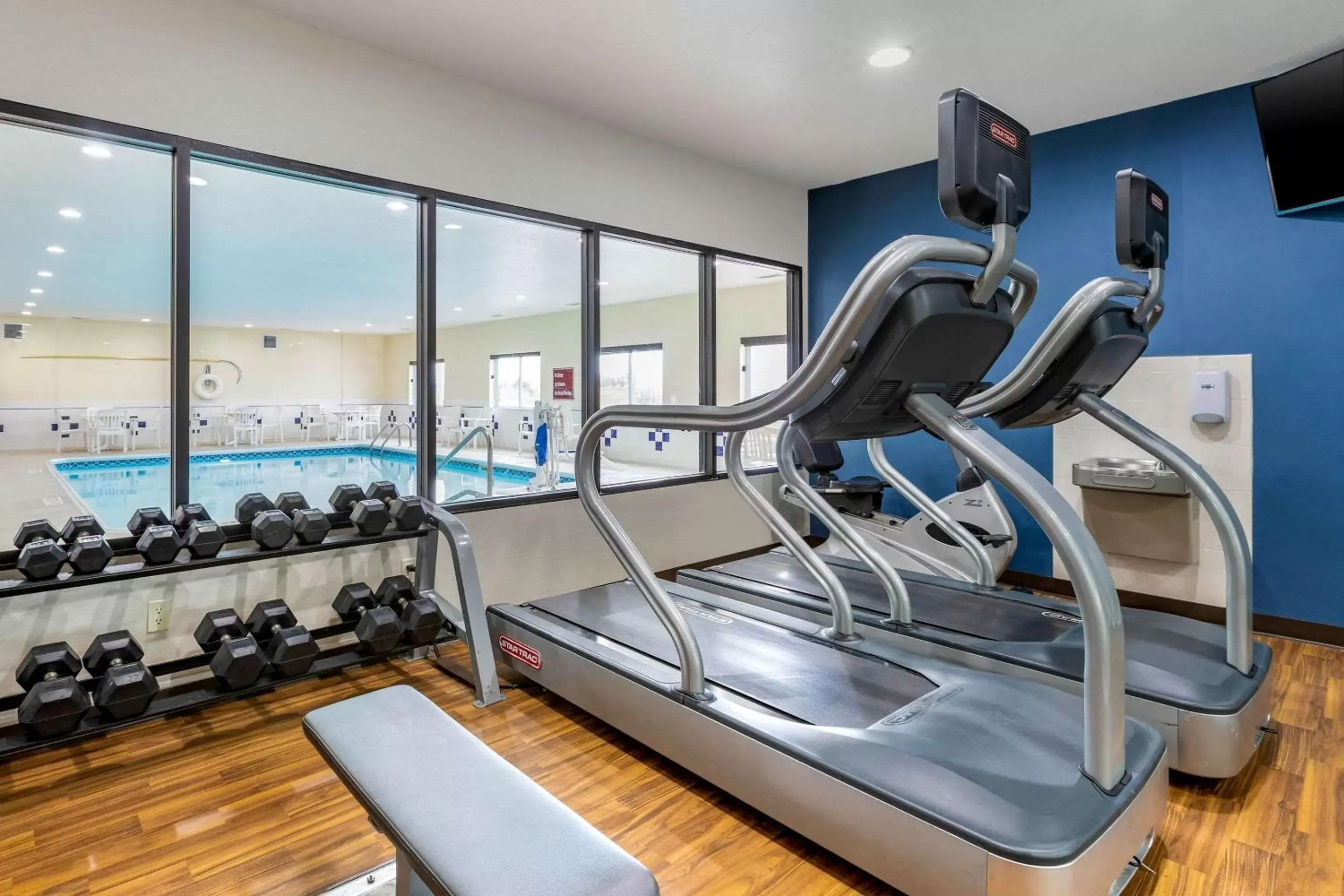 Fitness centre/facilities, Fitness Center/Facilities in Comfort Inn & Suites Davenport - Quad Cities