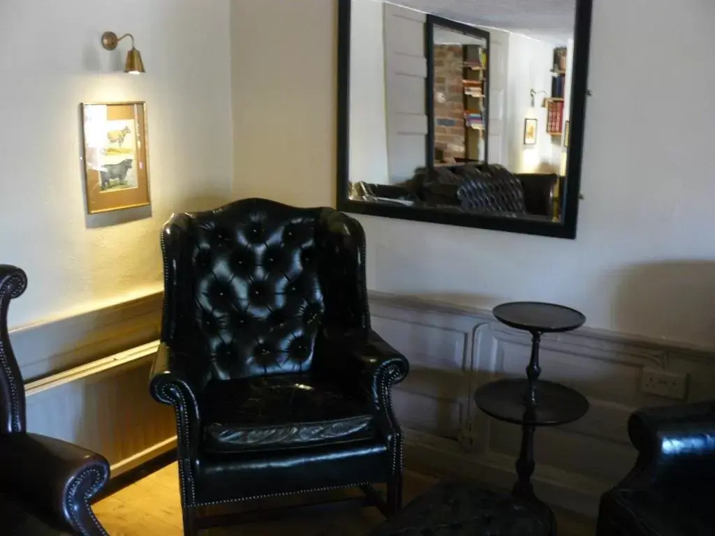 Living room, Seating Area in The Black Bull Inn