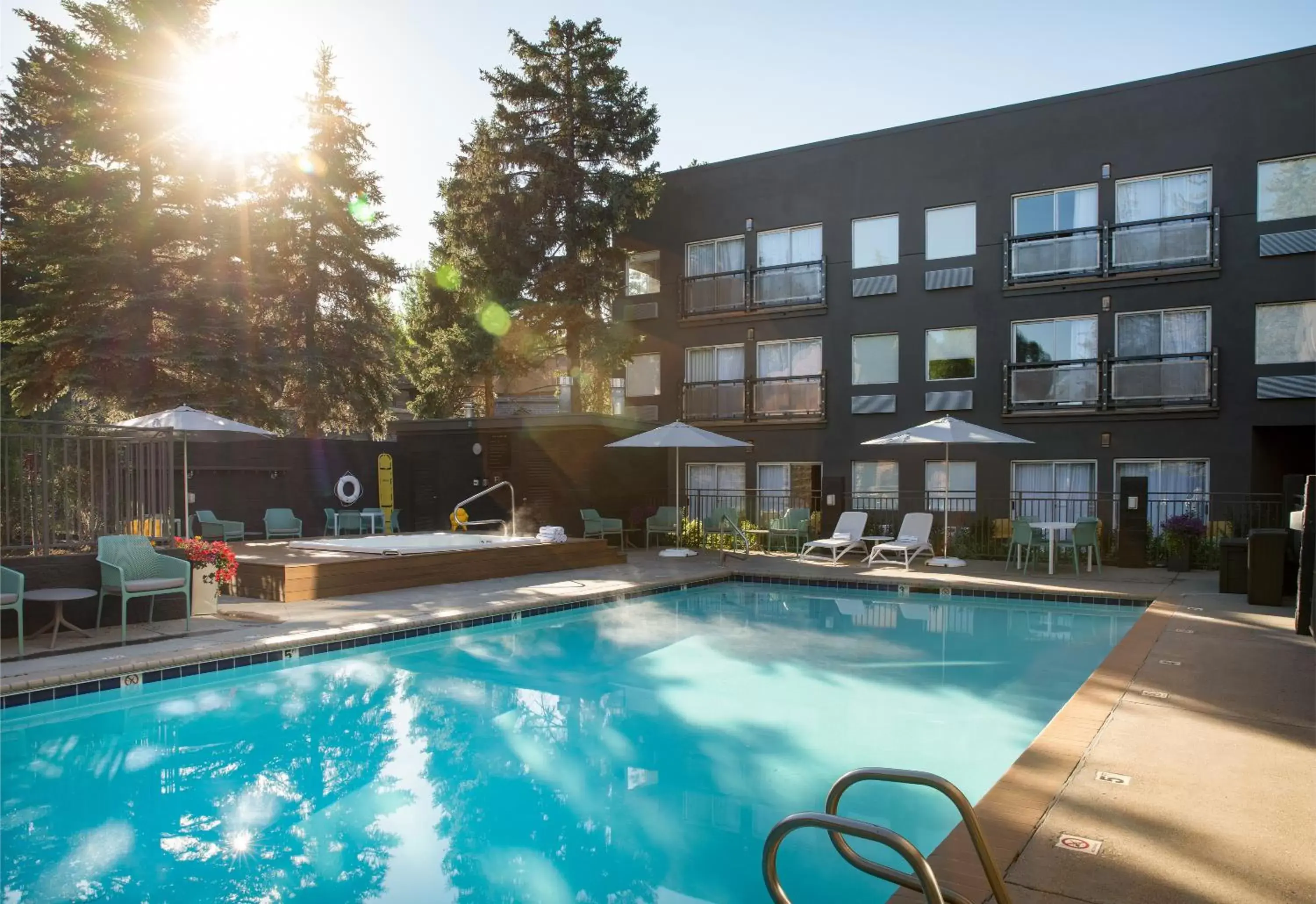 Swimming pool in Hotel Ketchum Swimming pool in Hotel Ketchum