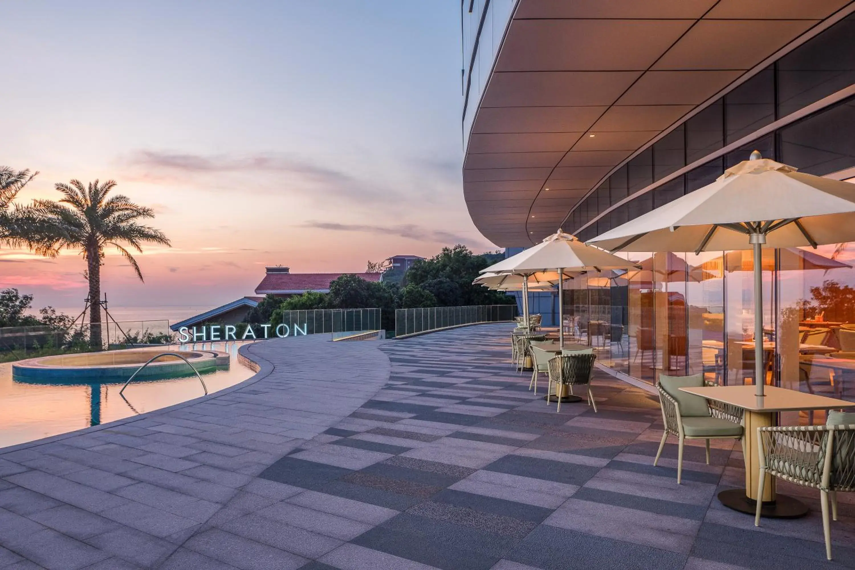 Pool view, Swimming Pool in Sheraton Beihai Resort