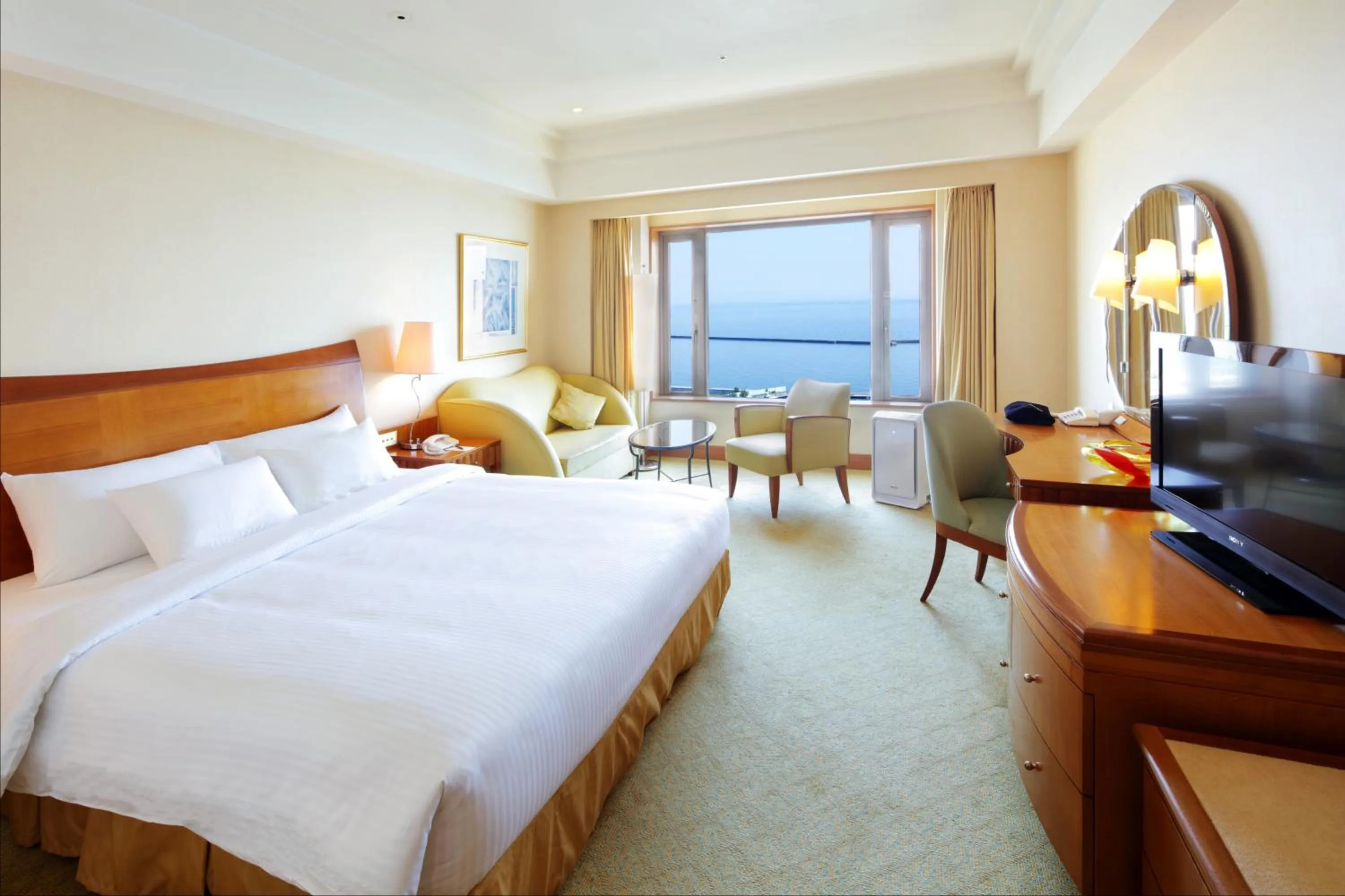 Photo of the whole room, Bed in Grand Park Otaru