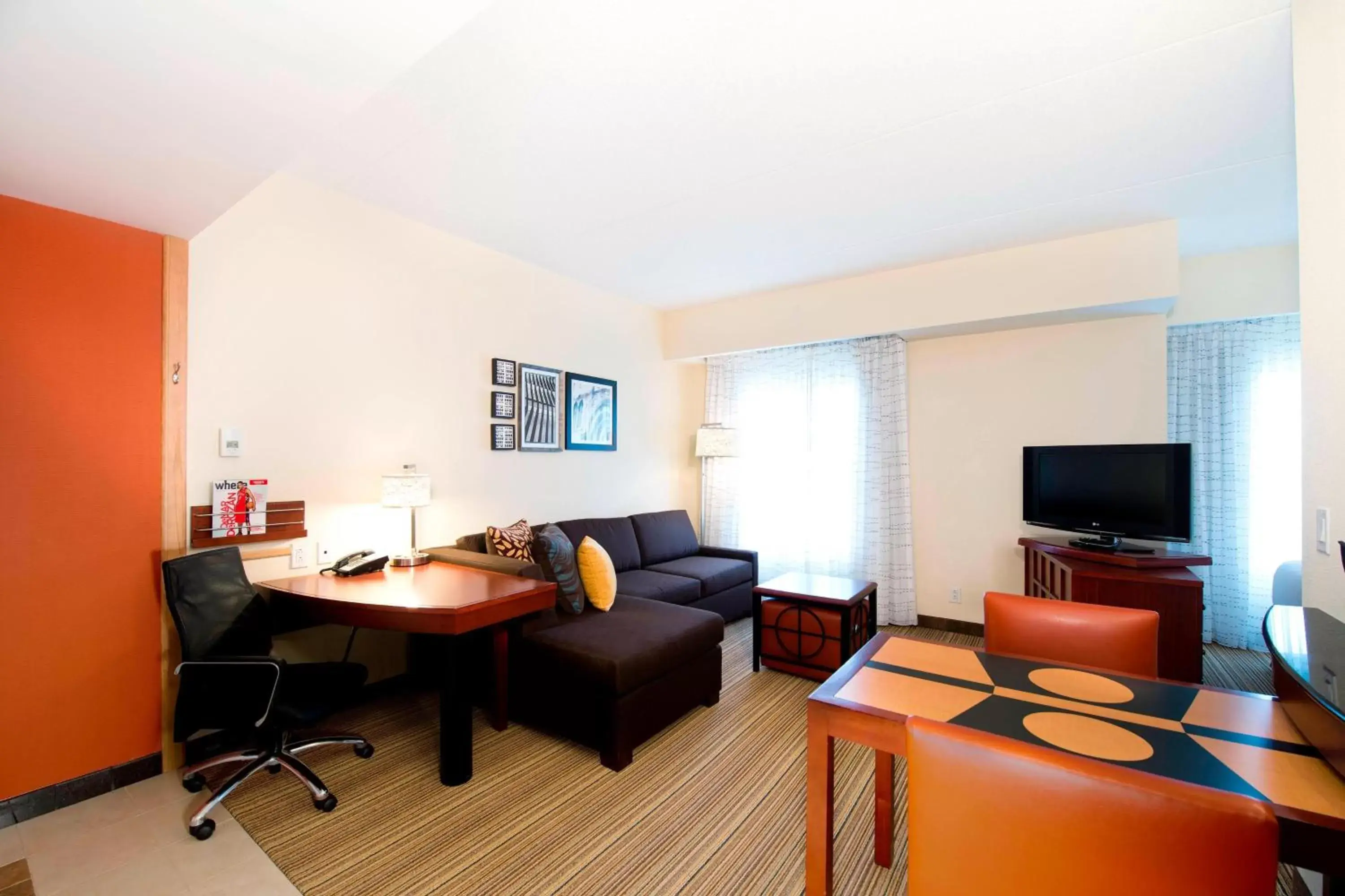 Living room, Seating Area in Residence Inn by Marriott Toronto Vaughan