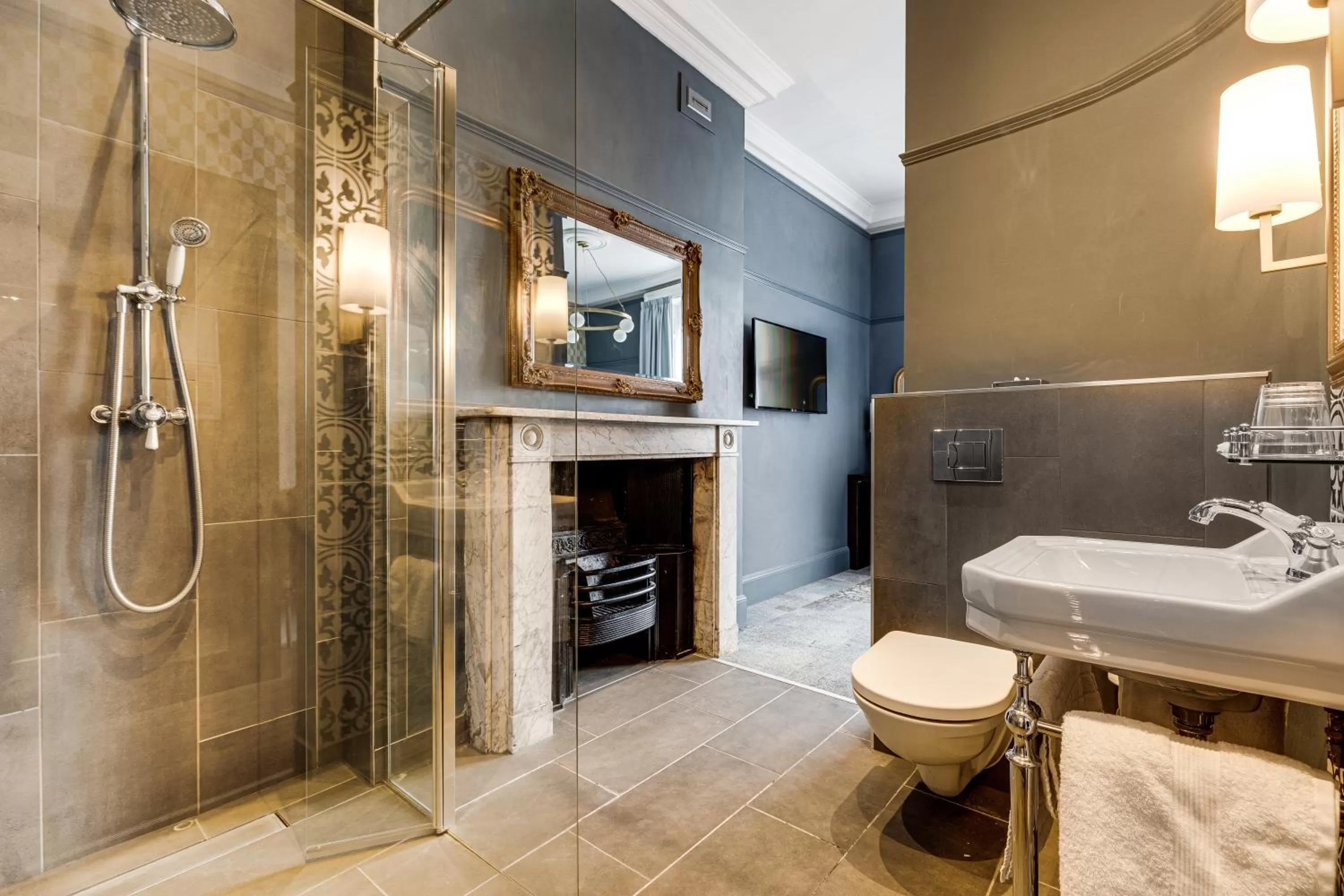 Shower in St Martins Lodge