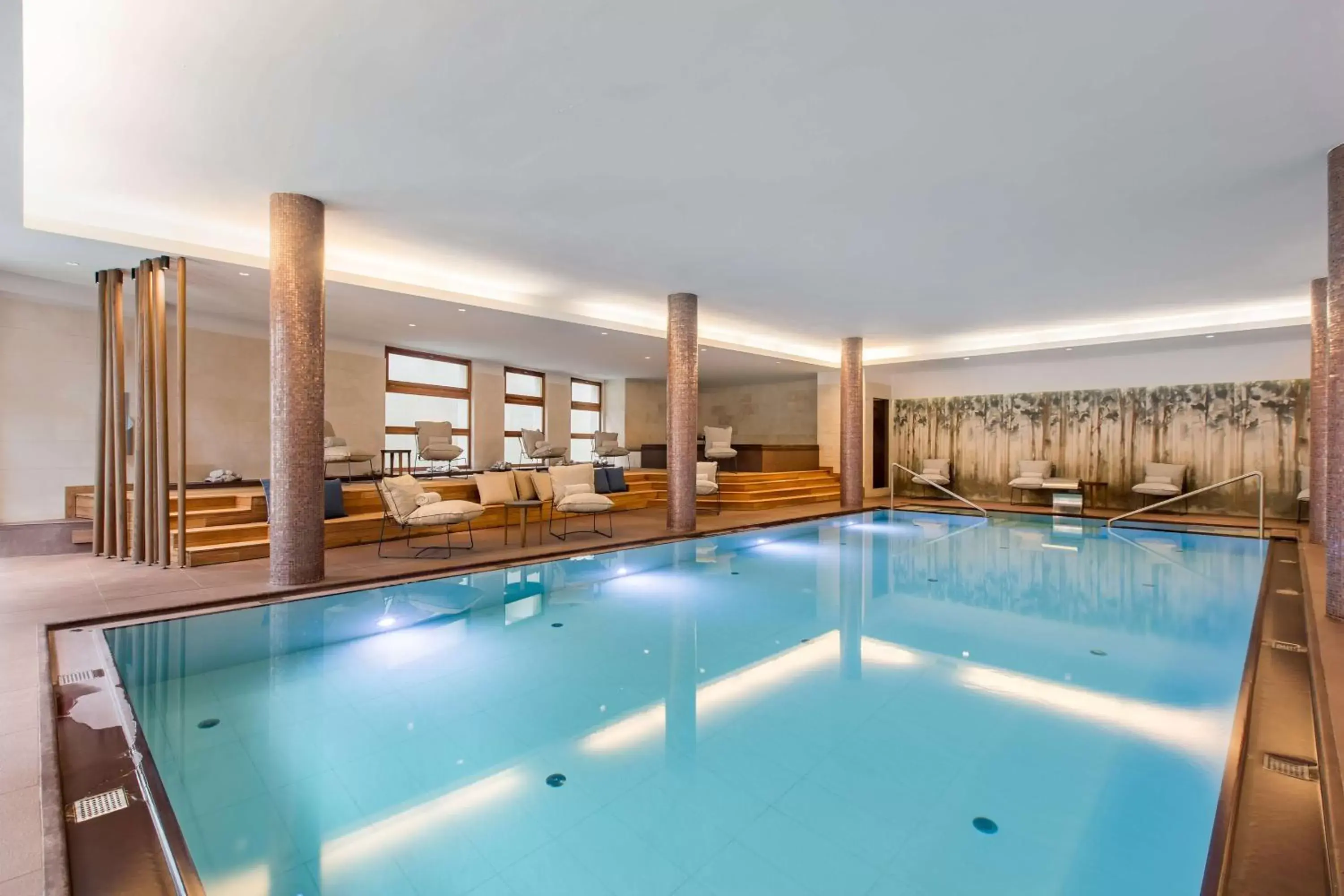 Activities, Swimming Pool in Grand Hotel Savoia Cortina d'Ampezzo, A Radisson Collection Hotel