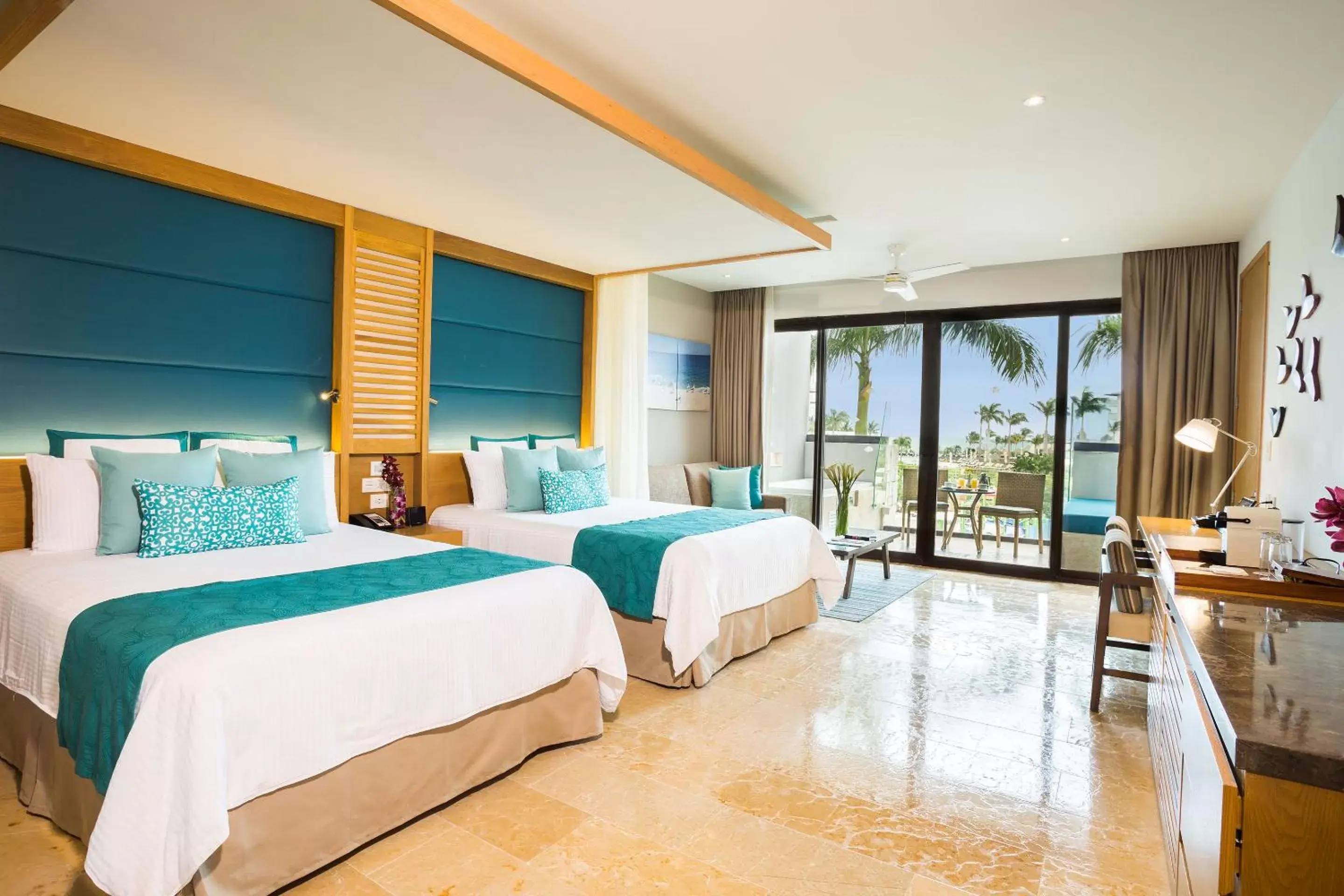 Garden view, Room Photo in Dreams Playa Mujeres Golf & Spa Resort - All Inclusive