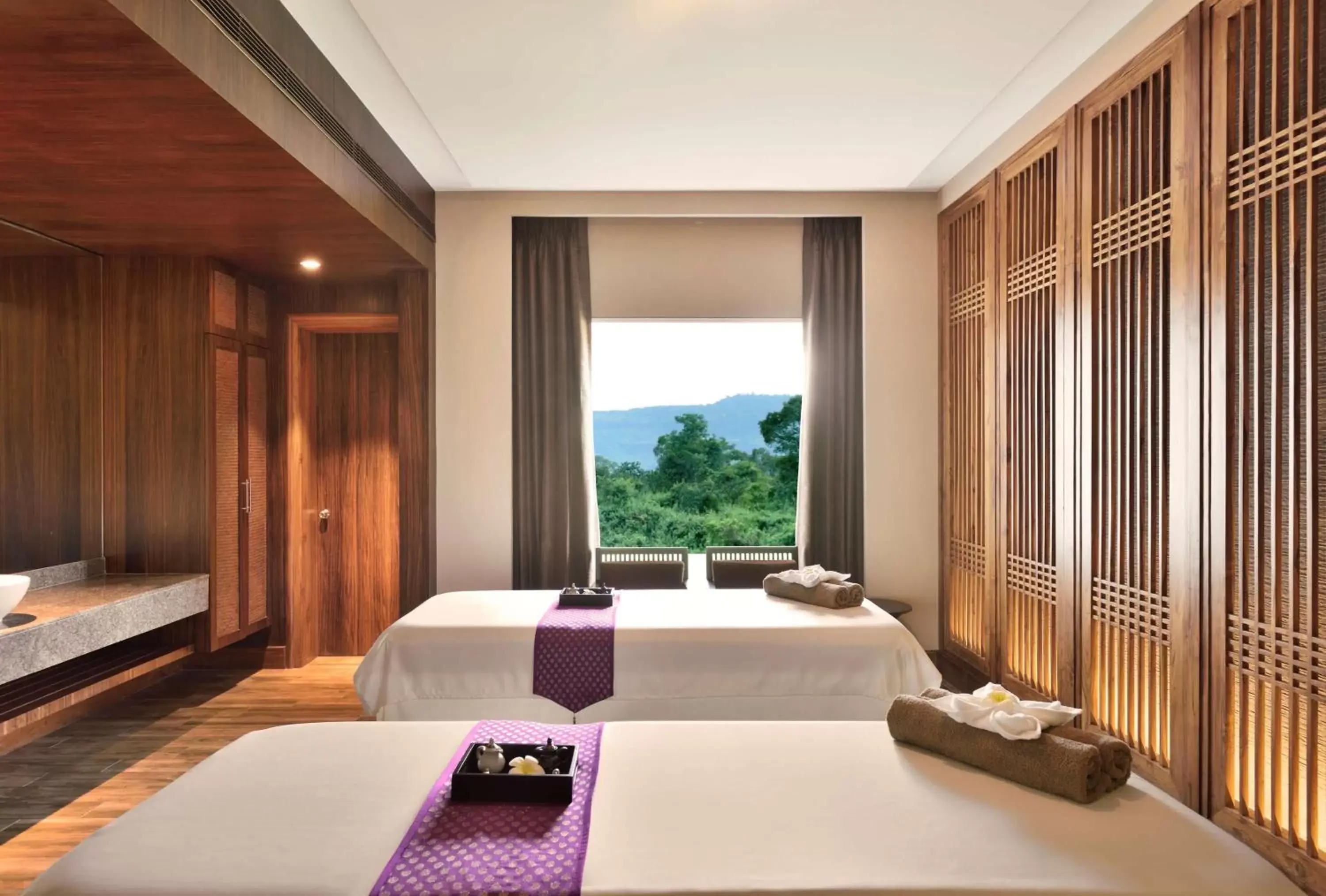 Spa and wellness centre/facilities in Radisson Blu Plaza Resort & Convention Centre Karjat