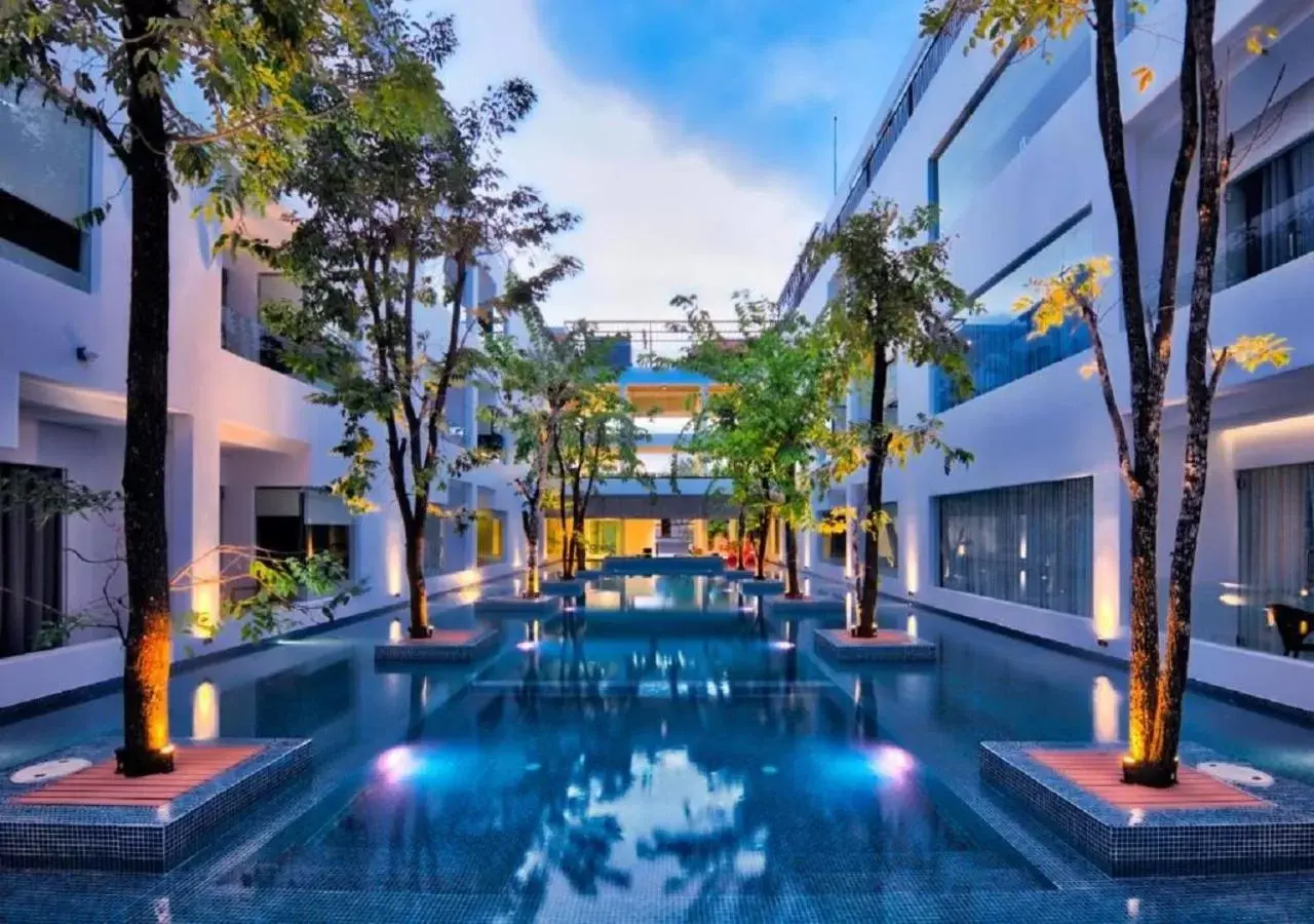 Property building, Swimming Pool in Chan Boutique