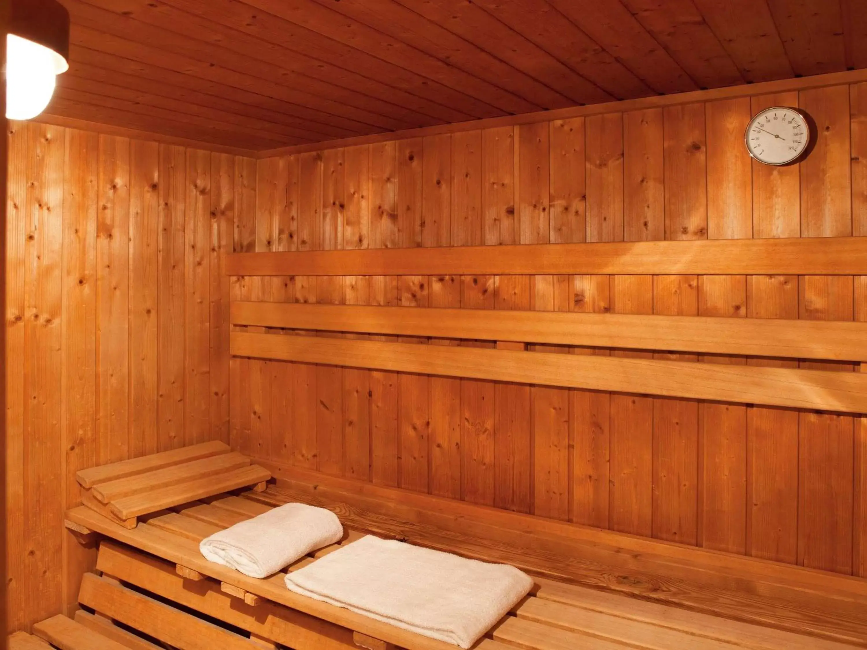 Sauna in Novotel Senart Golf De Greenparc