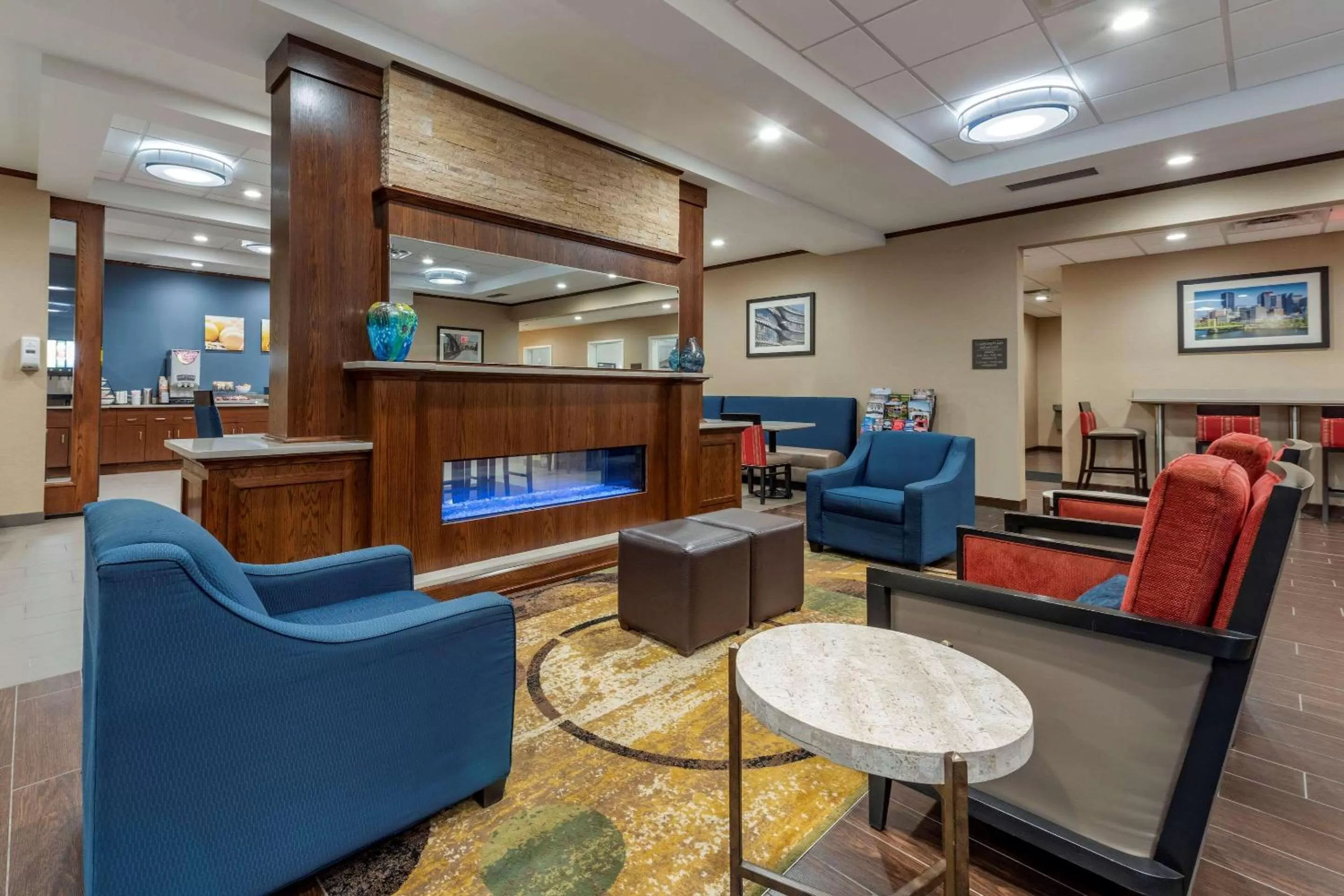 Lobby or reception in Comfort Inn & Suites Pittsburgh South