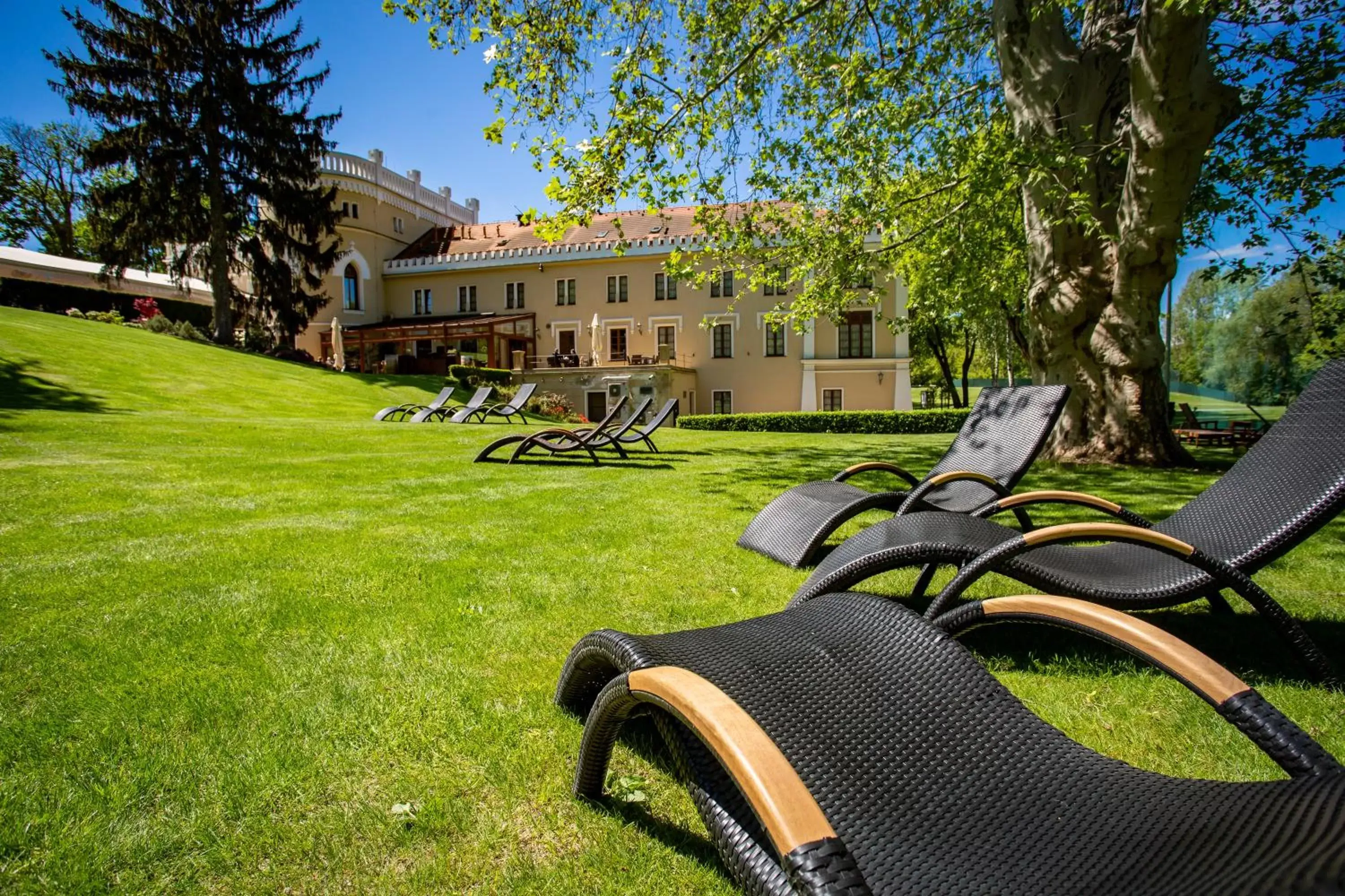 Garden in Chateau St. Havel - Wellness Hotel