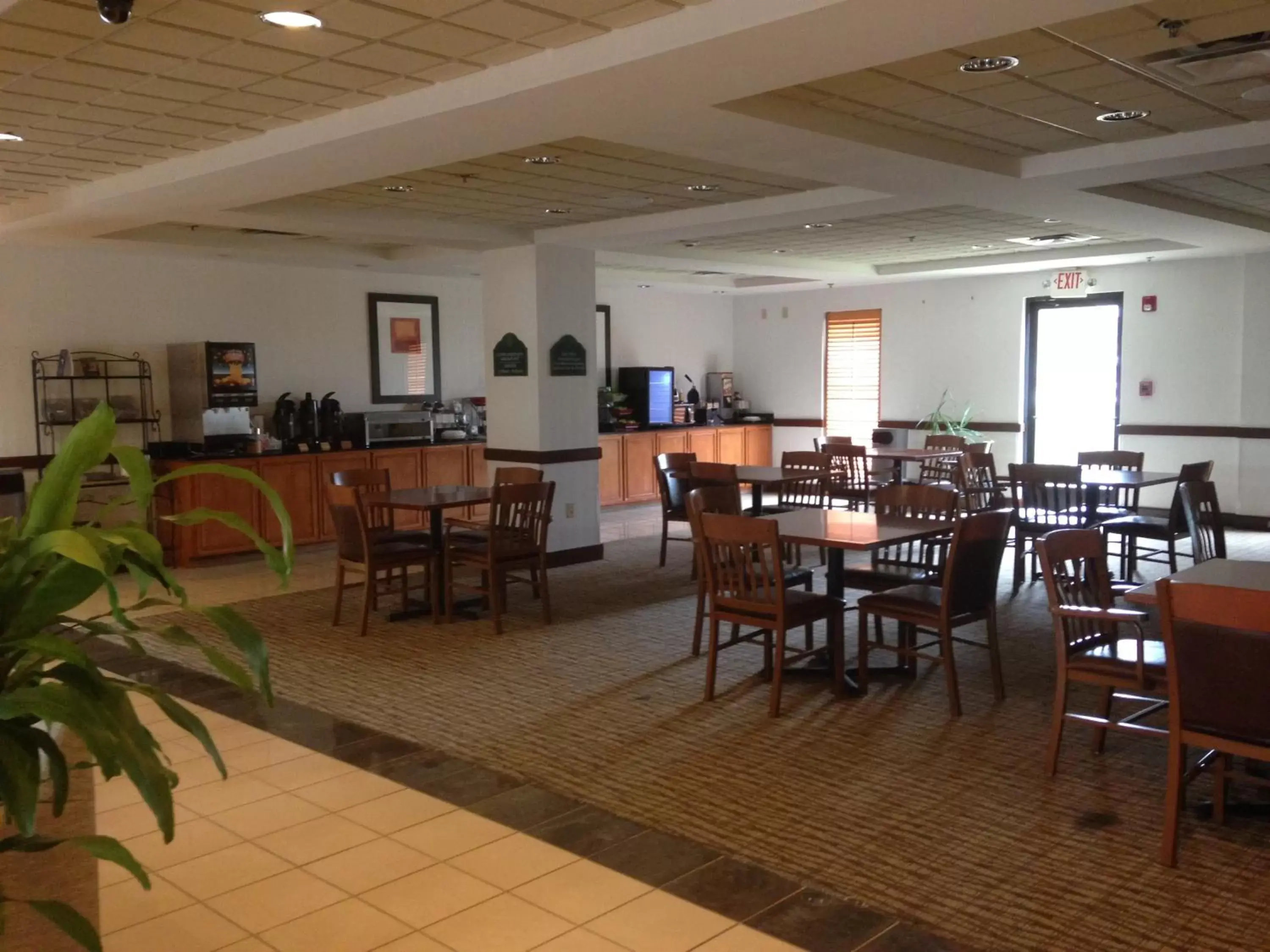 Restaurant/Places to Eat in Wingate by Wyndham Augusta