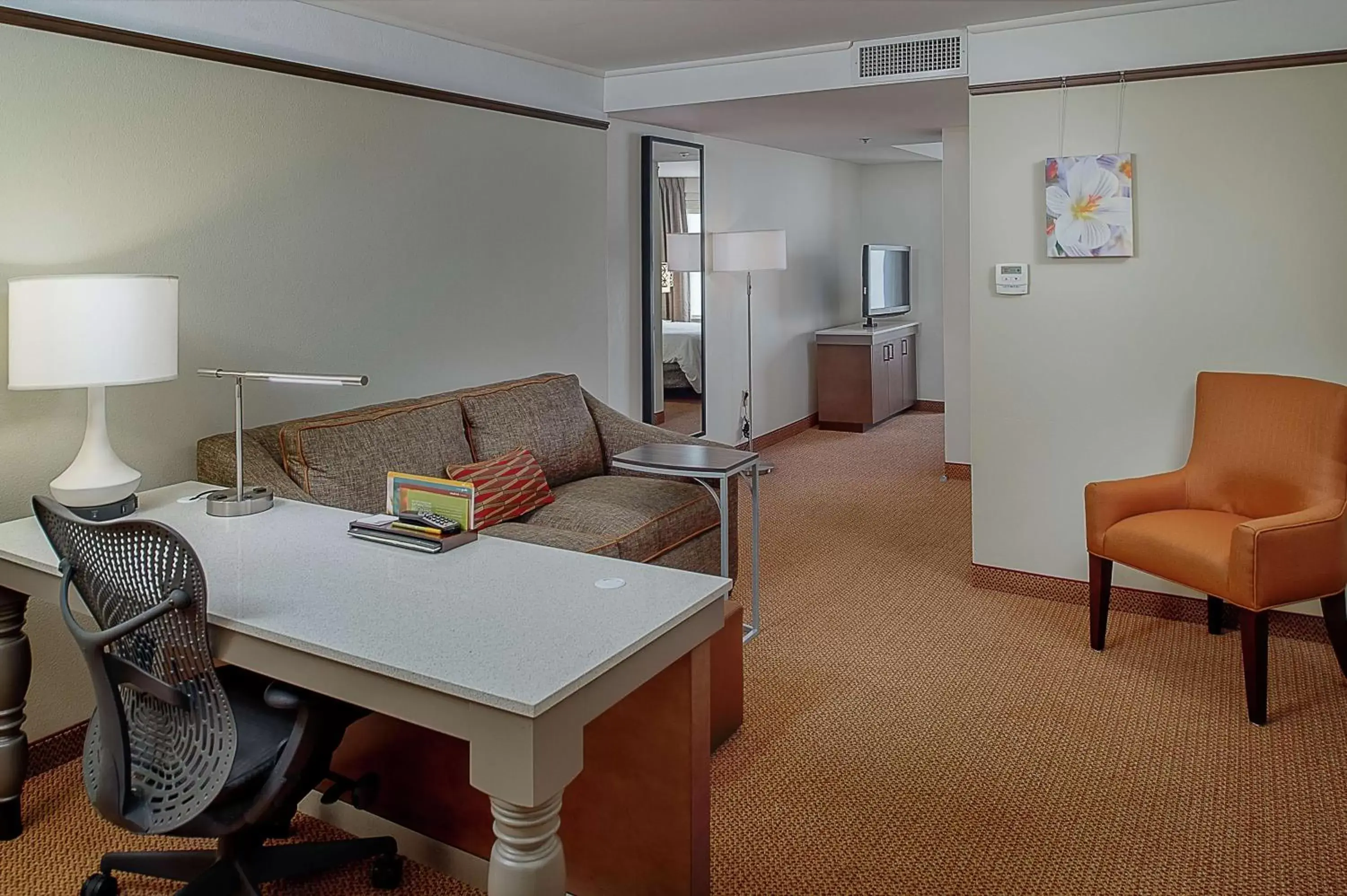 Bedroom, Seating Area in Hilton Garden Inn St. Louis/Chesterfield