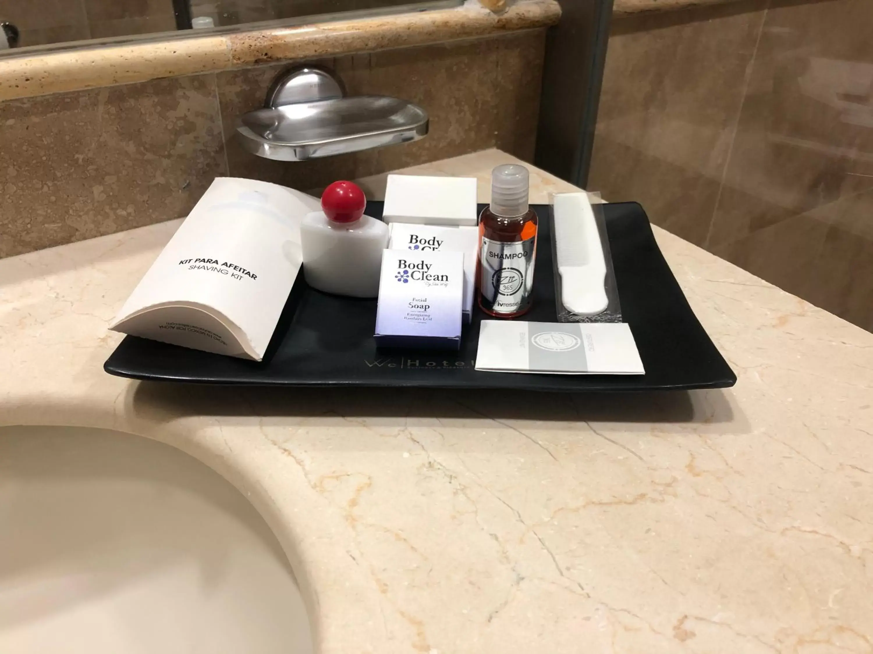 Bathroom in We Hotel Aeropuerto Bathroom in We Hotel Aeropuerto