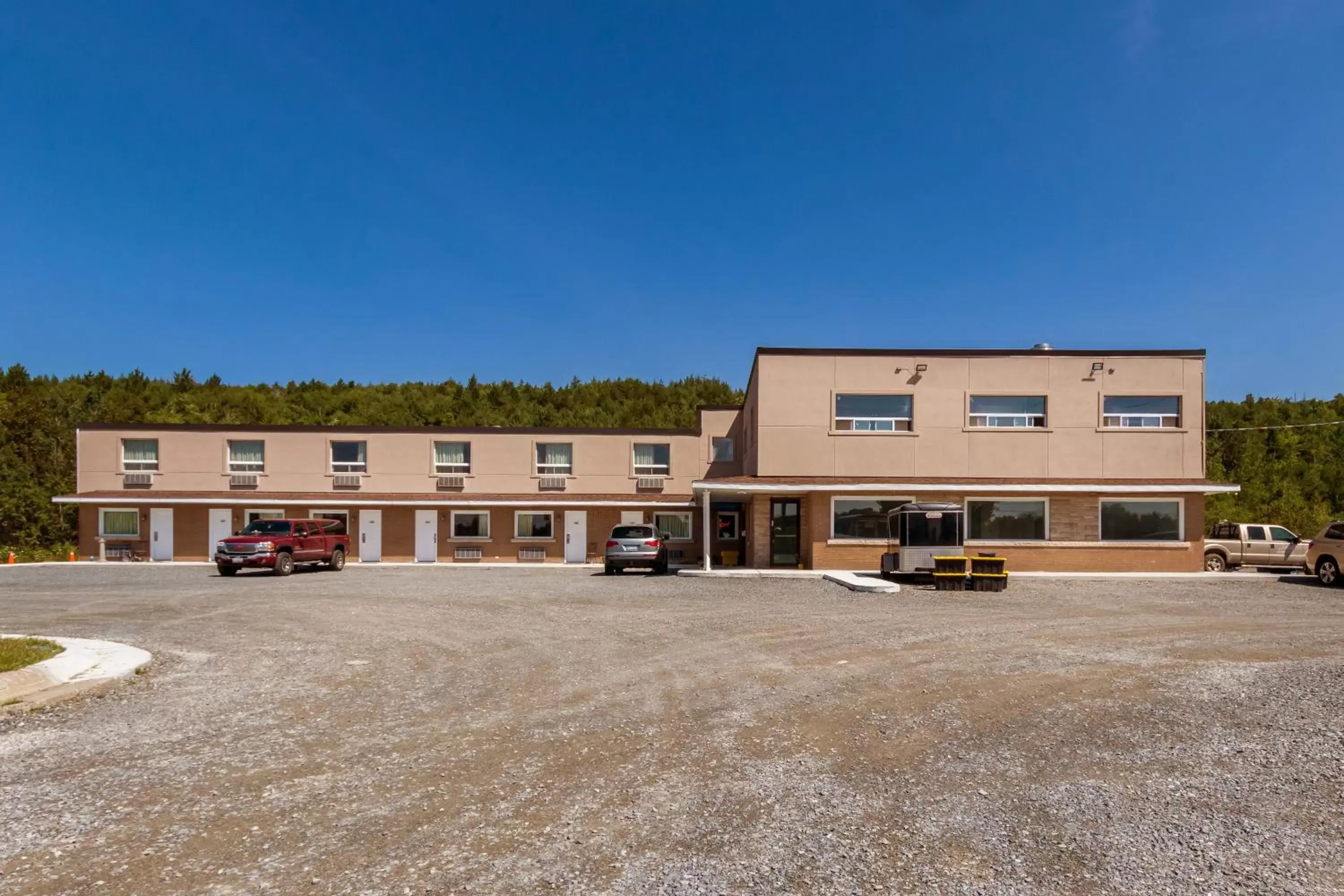 Street view, Property Building in Motel 6-Sudbury, ON