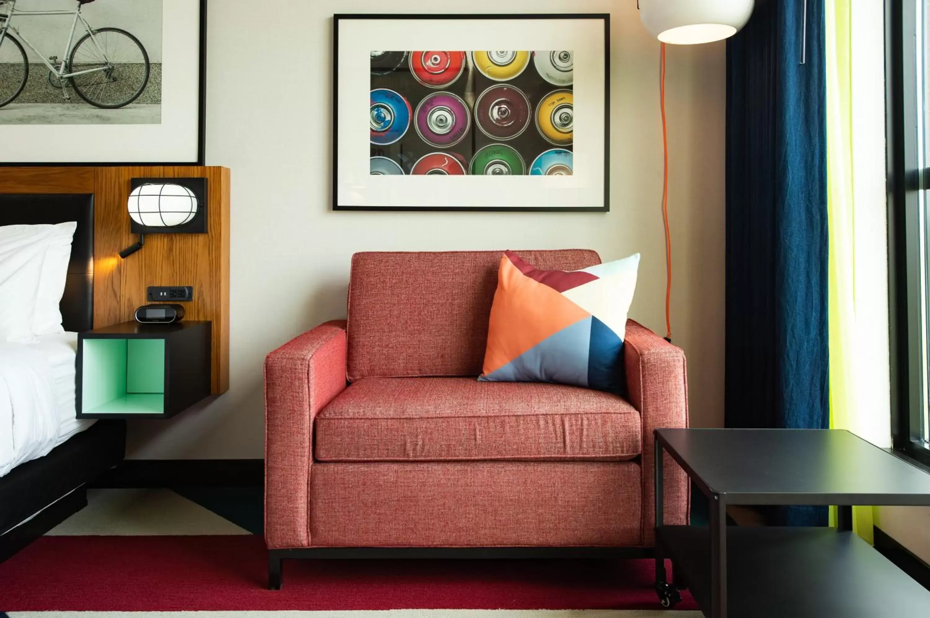 Photo of the whole room, Seating Area in Hotel Indigo - Madison Downtown, an IHG Hotel