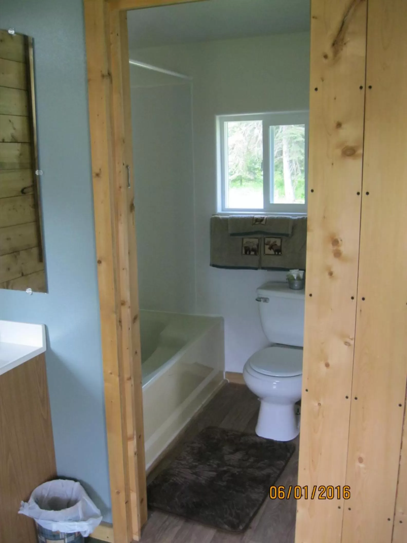 Bathroom in Whispering Winds Retreat B&B
