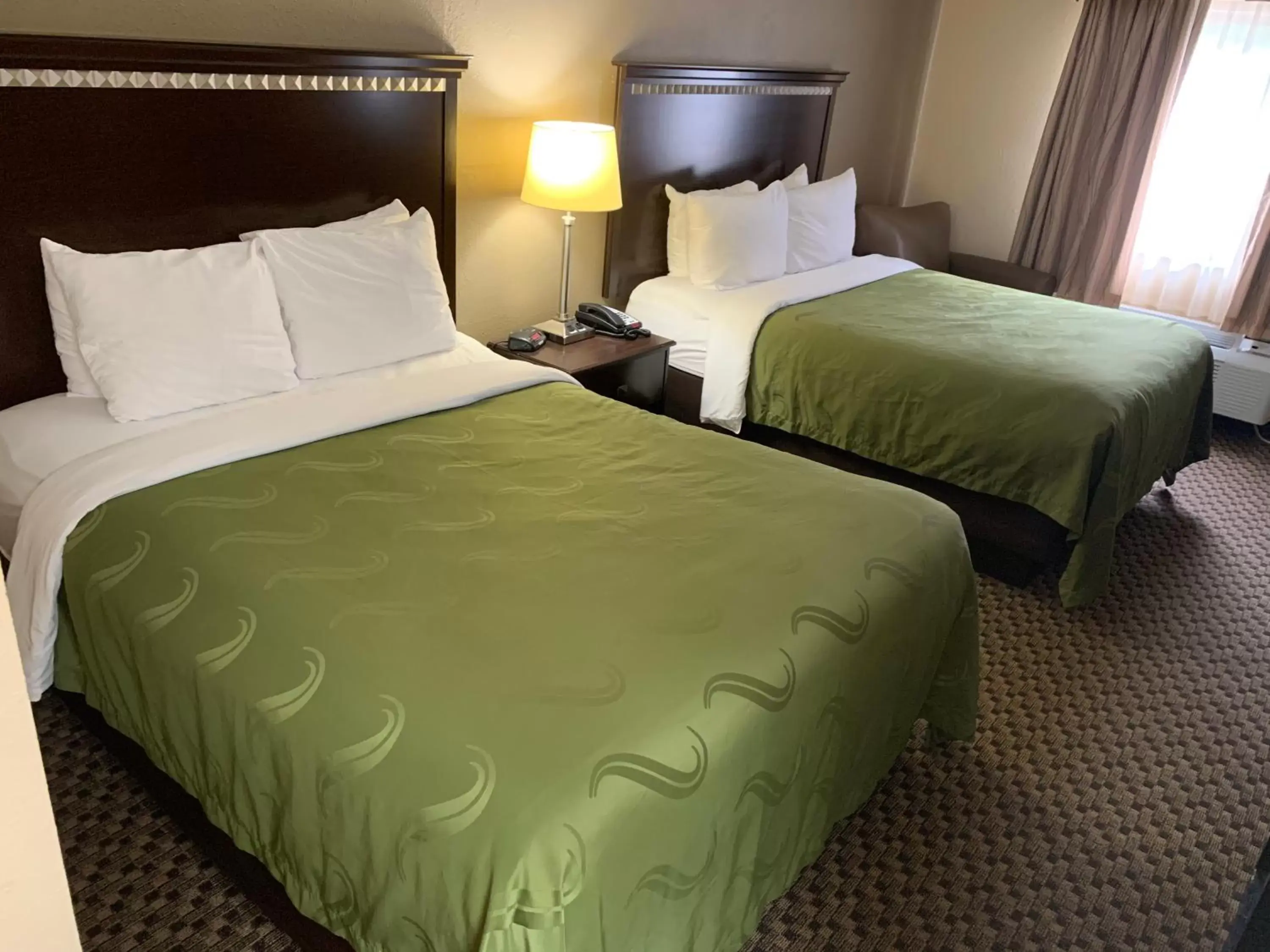 Queen Room with Two Queen Beds - Non-Smoking in Quality Inn Macomb near University Area