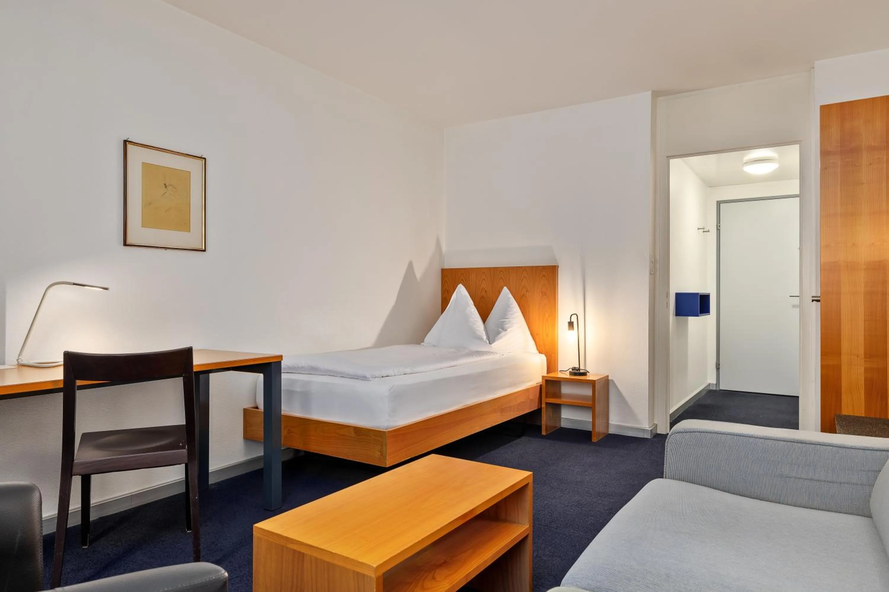 Living room, Bed in Merian am Rhein