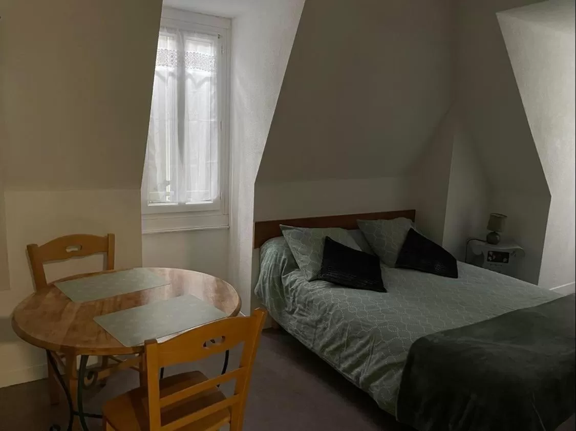 Bed in VILLA BONVOULOIR