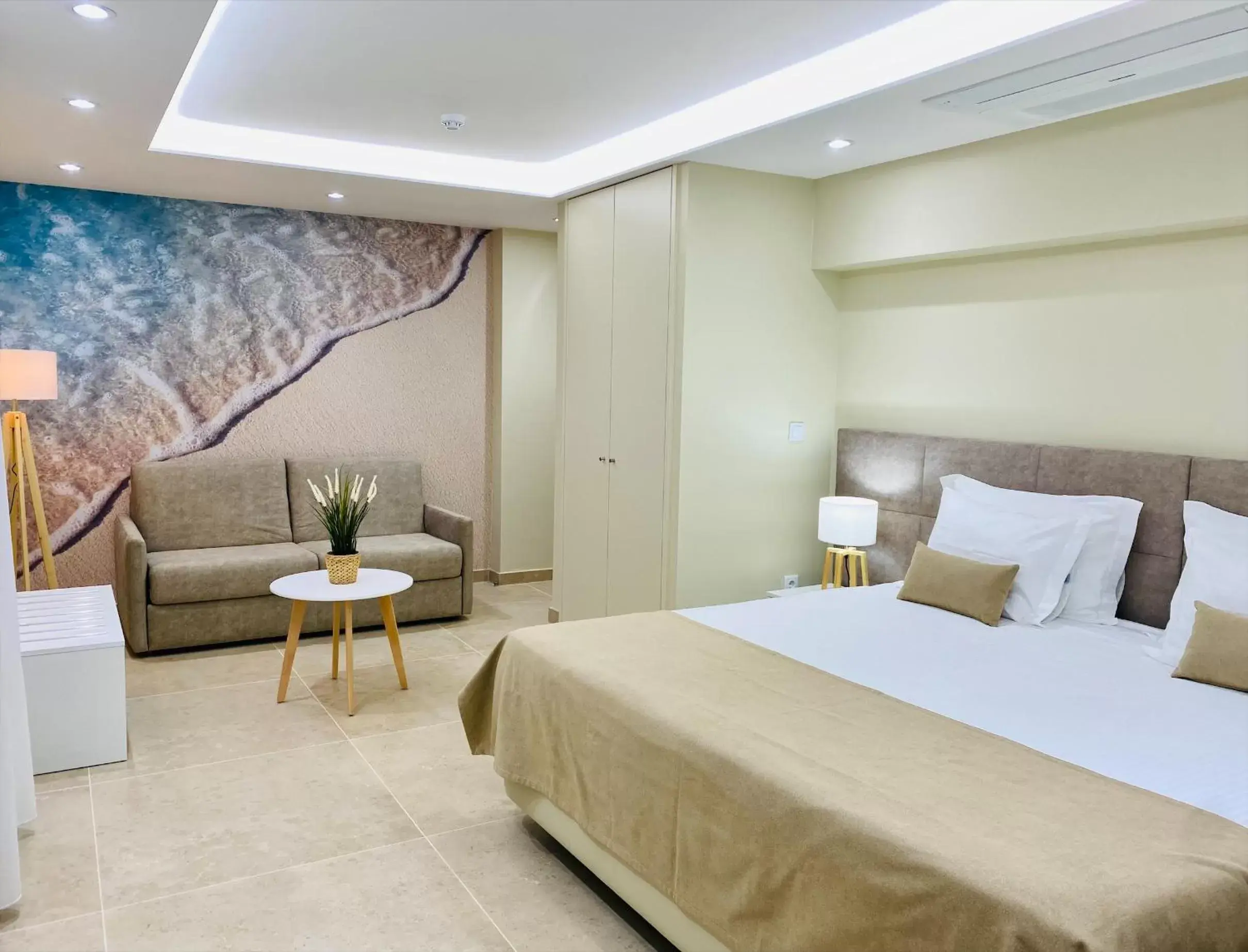 Bedroom, Bed in Lagos Atlantic Hotel