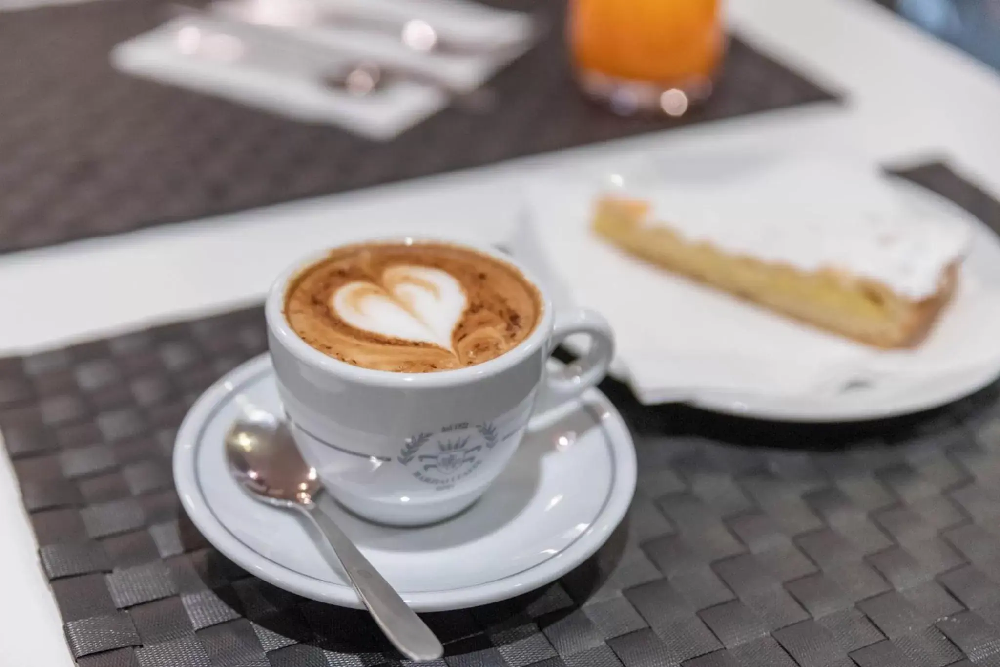 Food and drinks in Trevi Palace Hotel Food and drinks in Trevi Palace Hotel