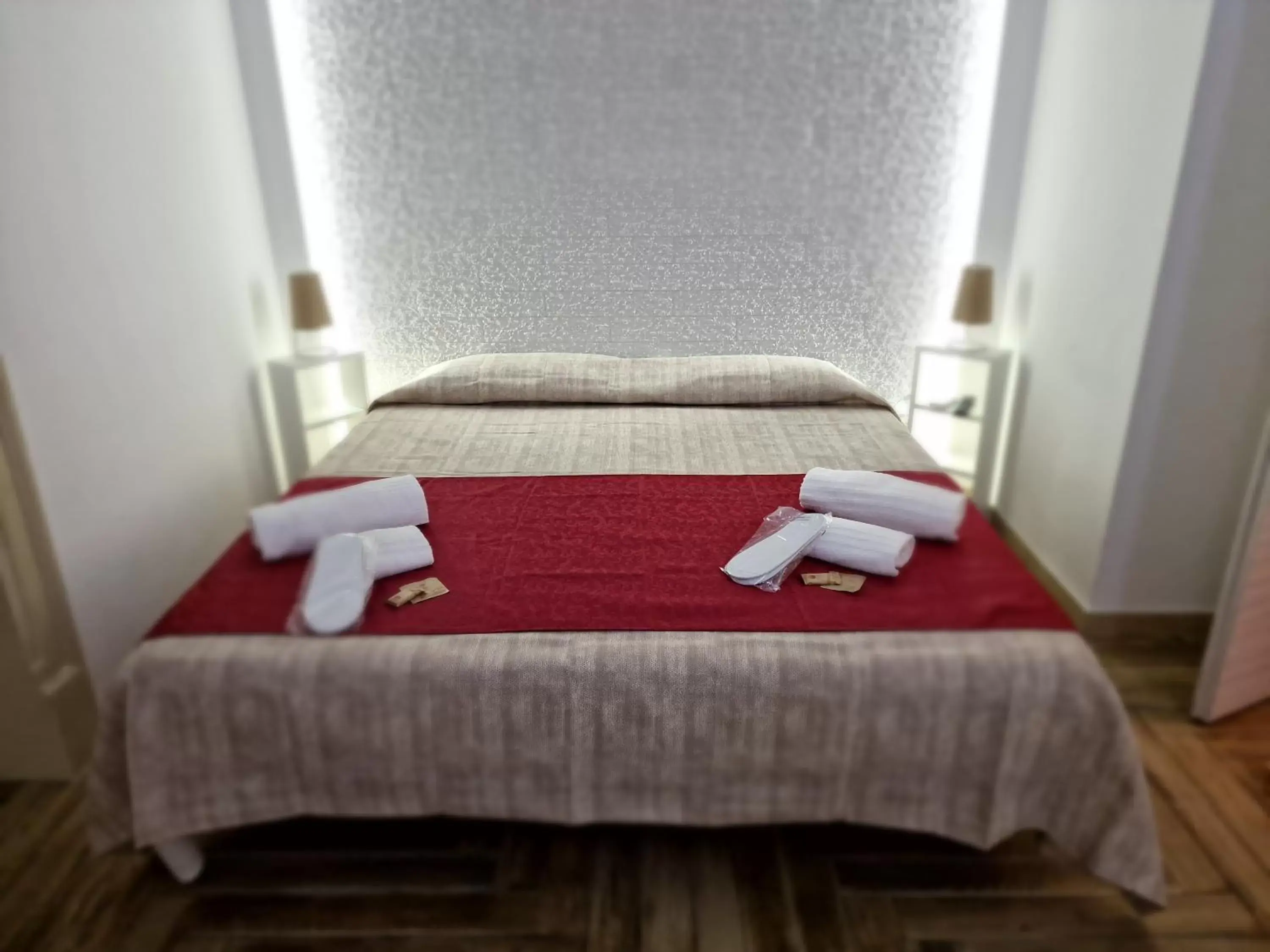 Bed in Calypso Il Binario Elegance