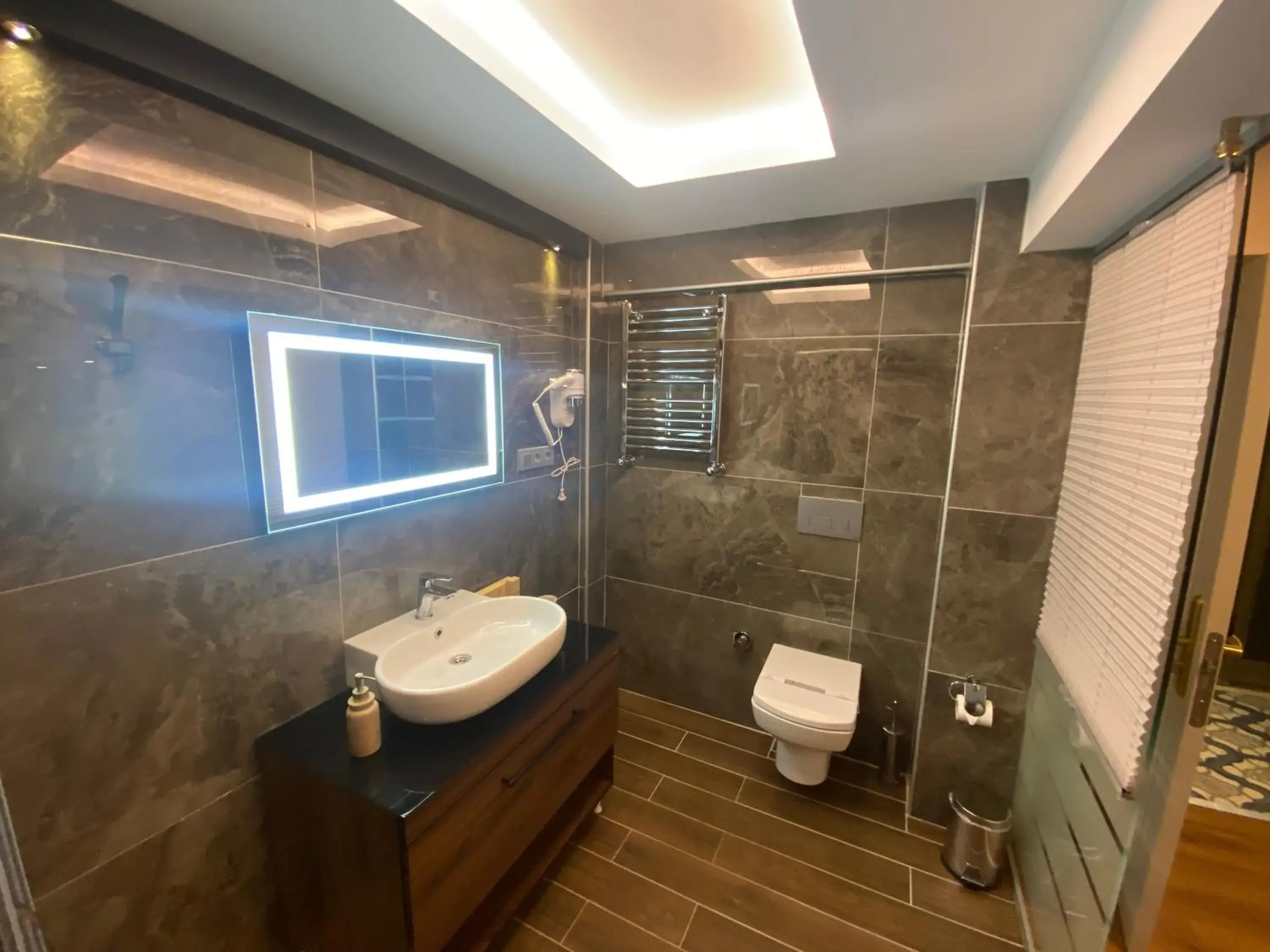 Bathroom in Muyan Suites